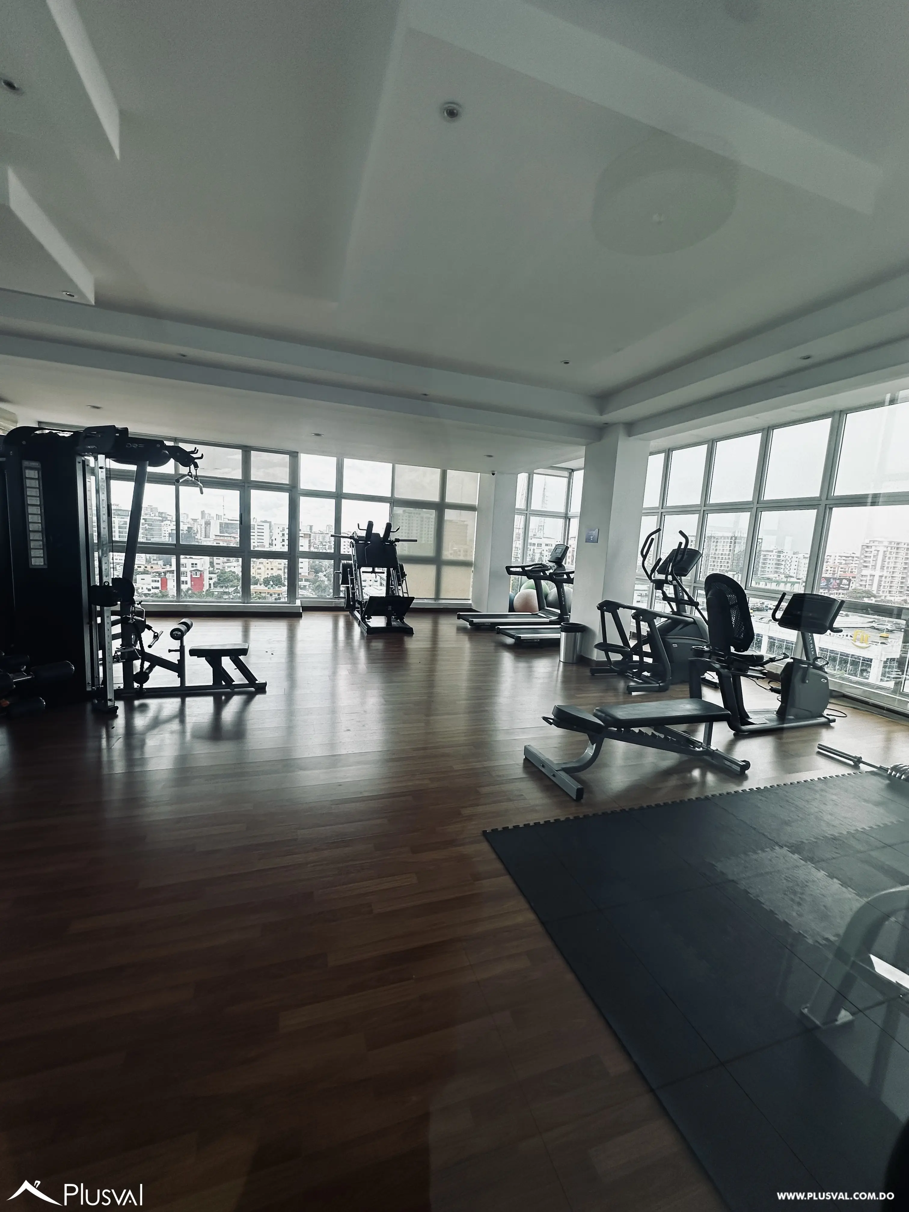 Hermoso apartamento amueblado de 2 habitaciones en alquiler. 472777