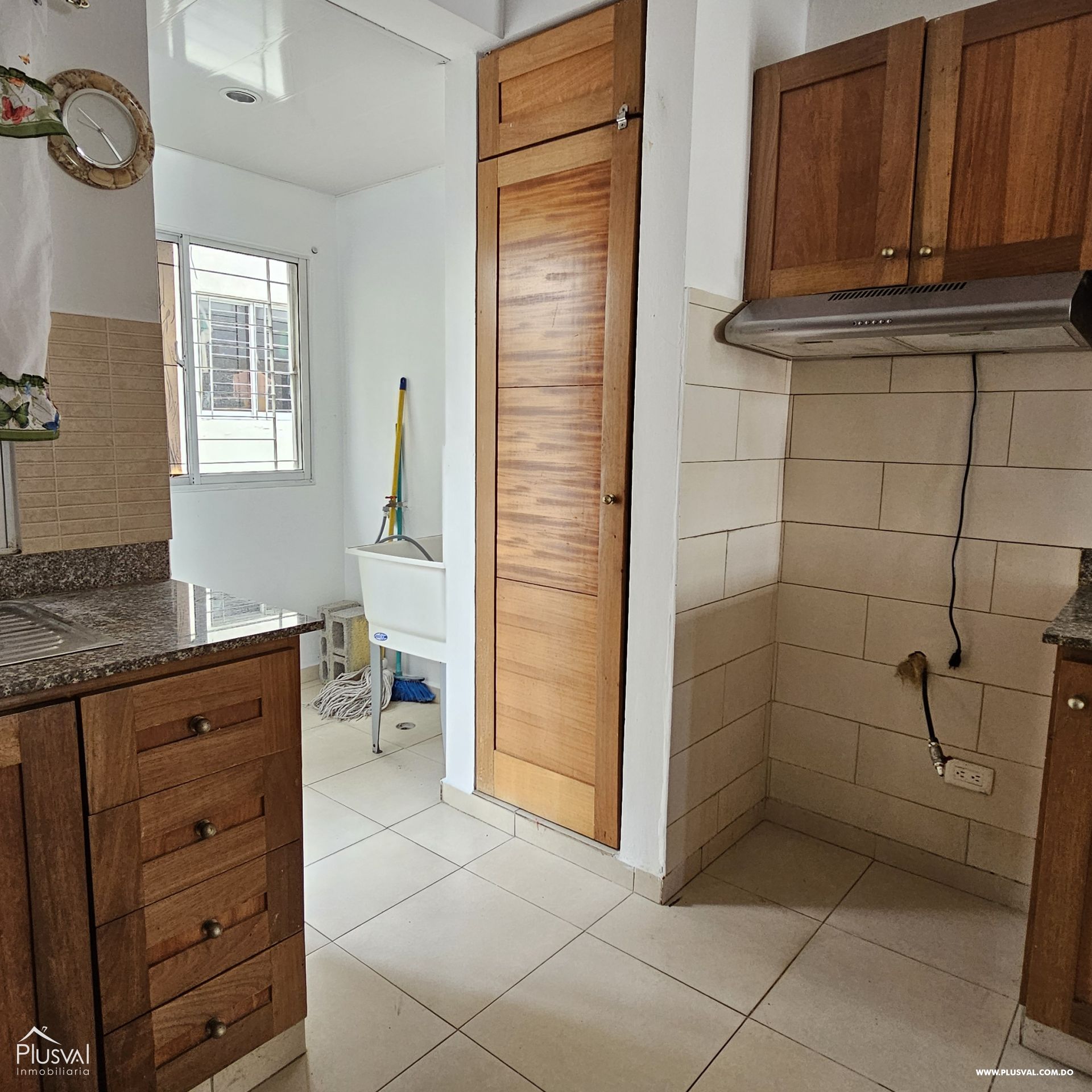 Apartamento de 3 habitaciones en Villa Aura, Residencial Cerrado 353724