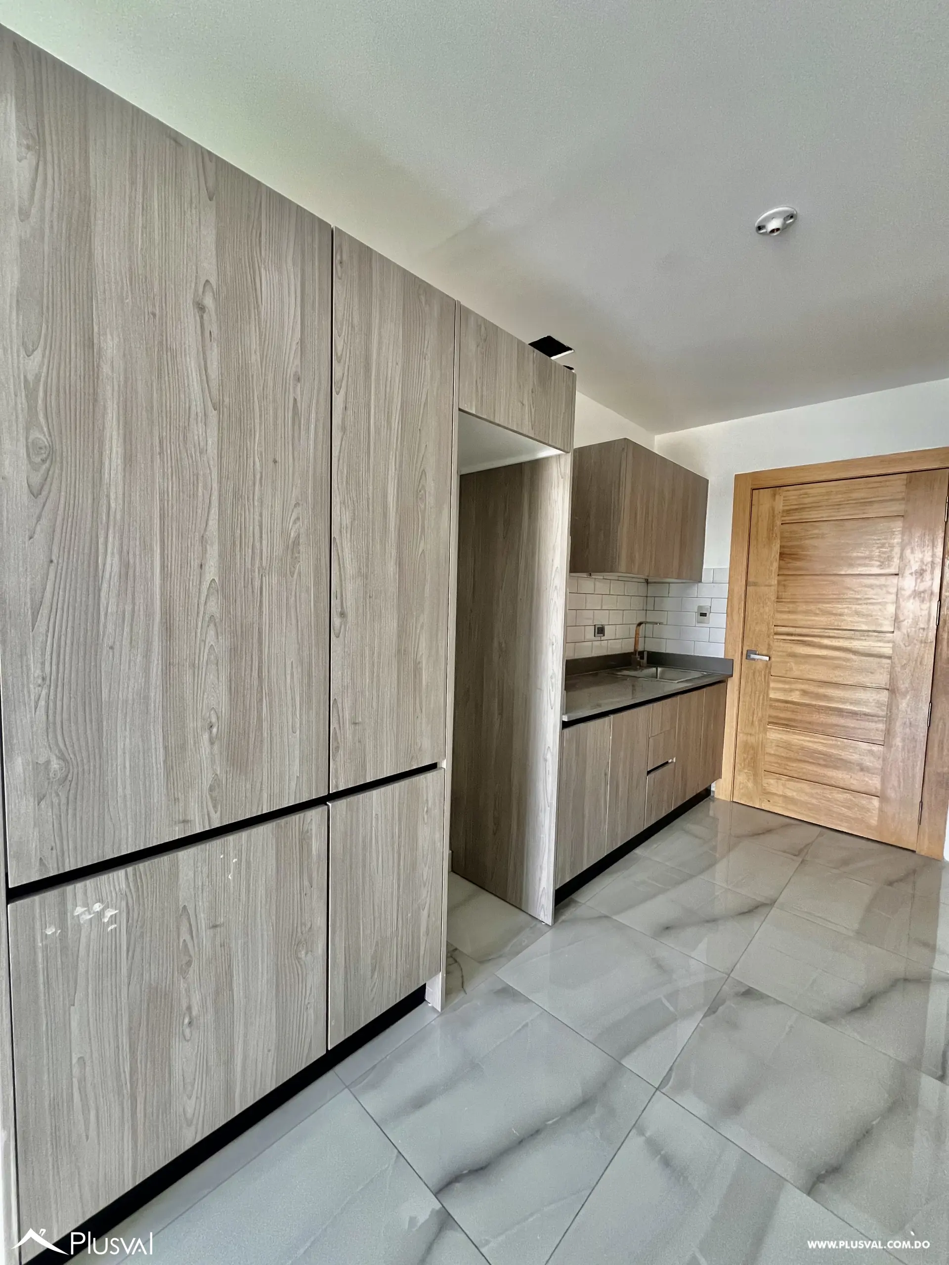 Torre de apartamentos en venta en El Millón 487183