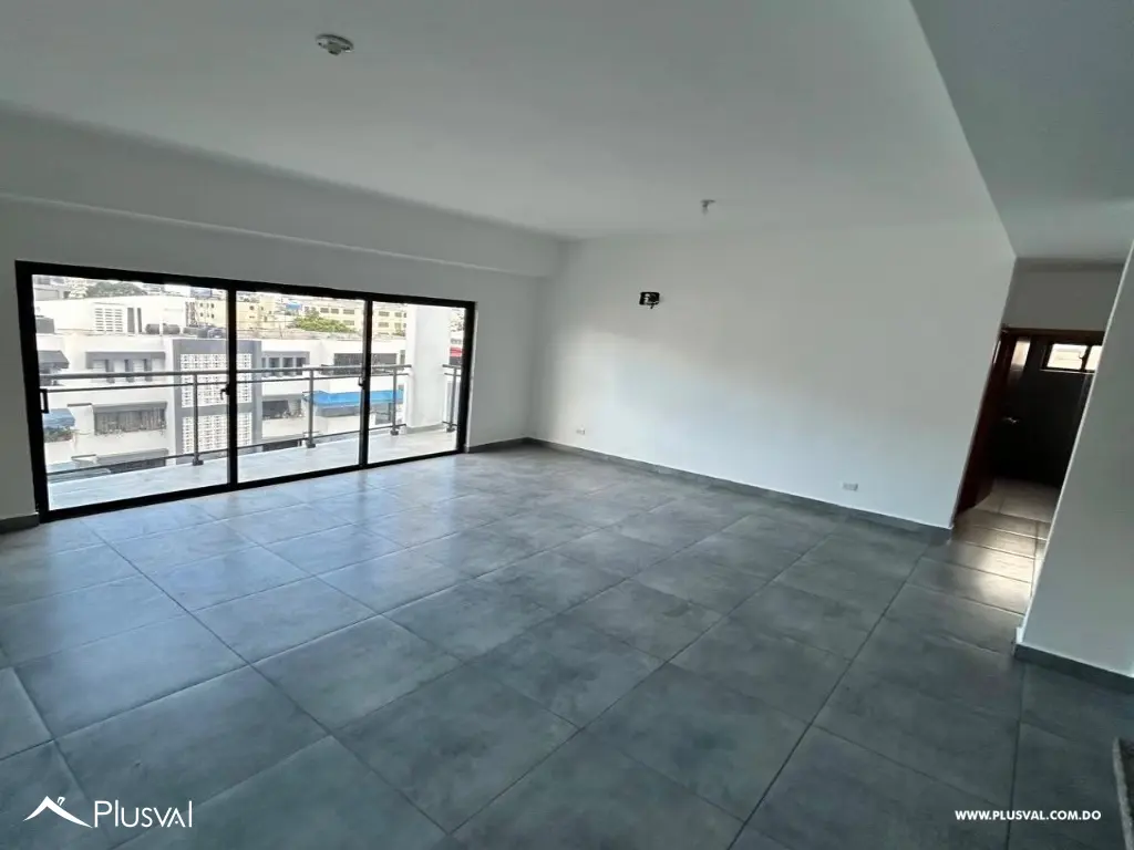 Apartamento en alquiler en Evaristo Morales 528375