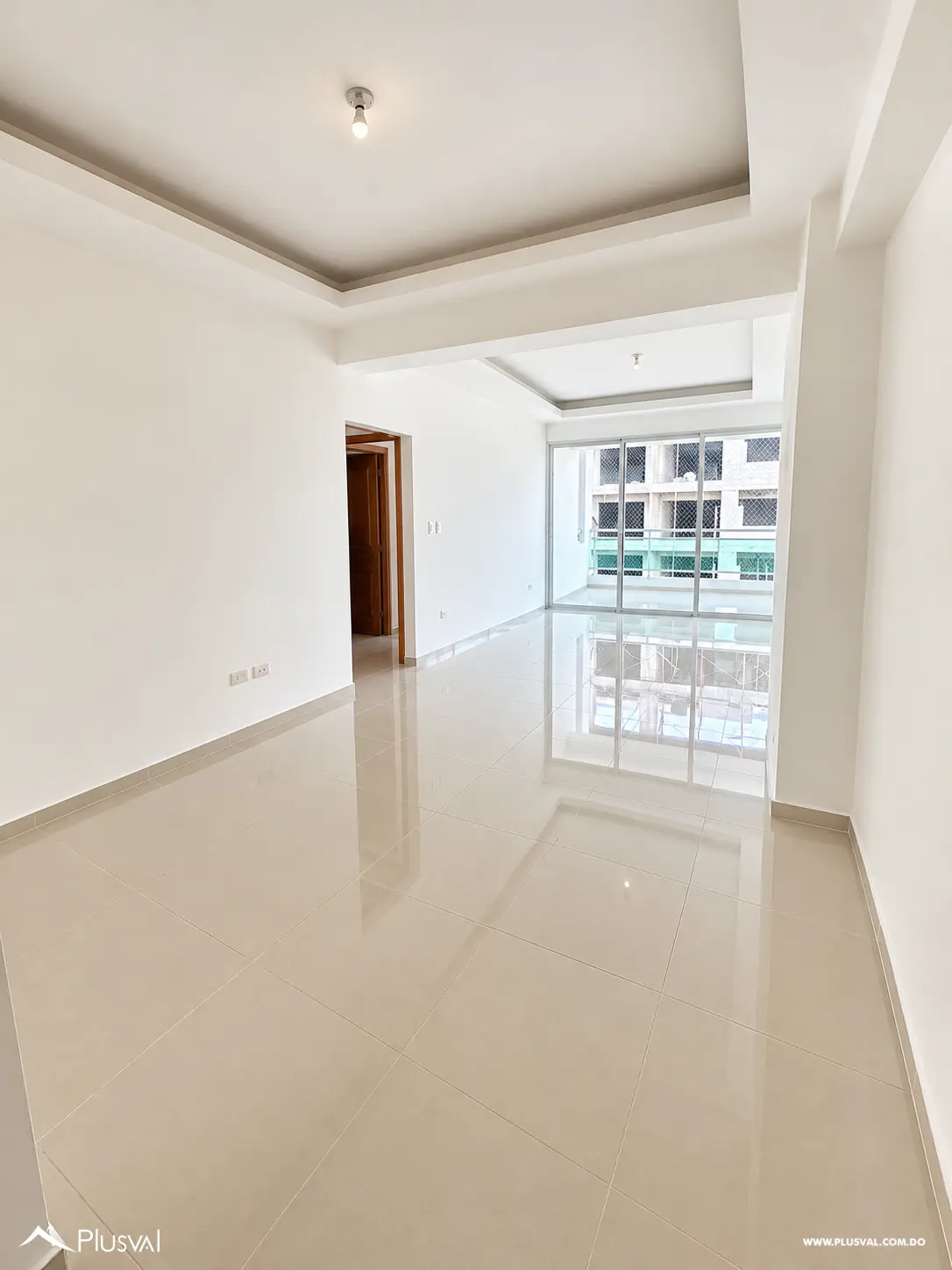 Apartamento de 2 habitaciones en alquiler en Evaristo Morales 533729
