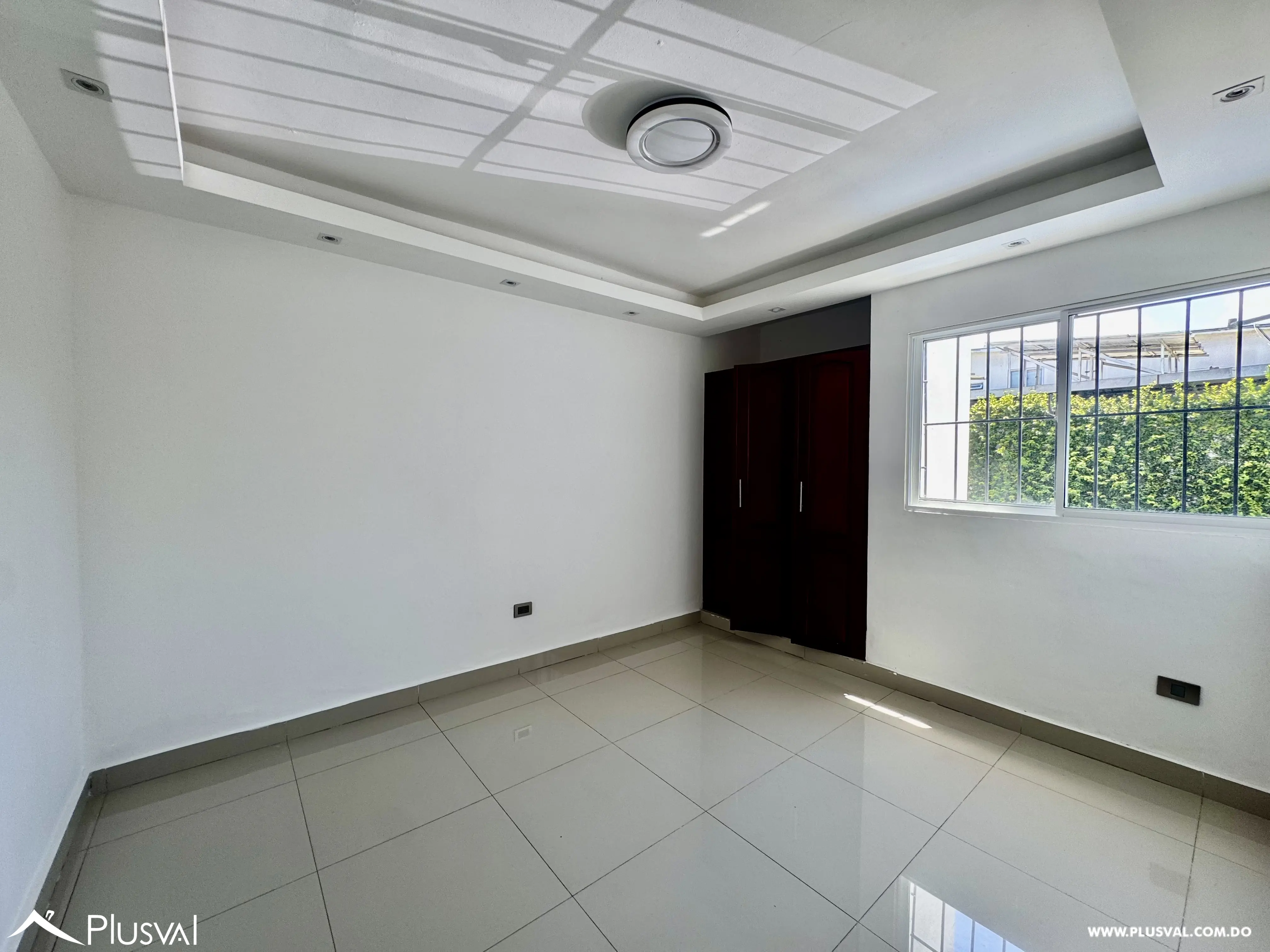 Alquilo Maravilloso Apto Remosado en Excelente Zona de Evaristo  Morales 503289