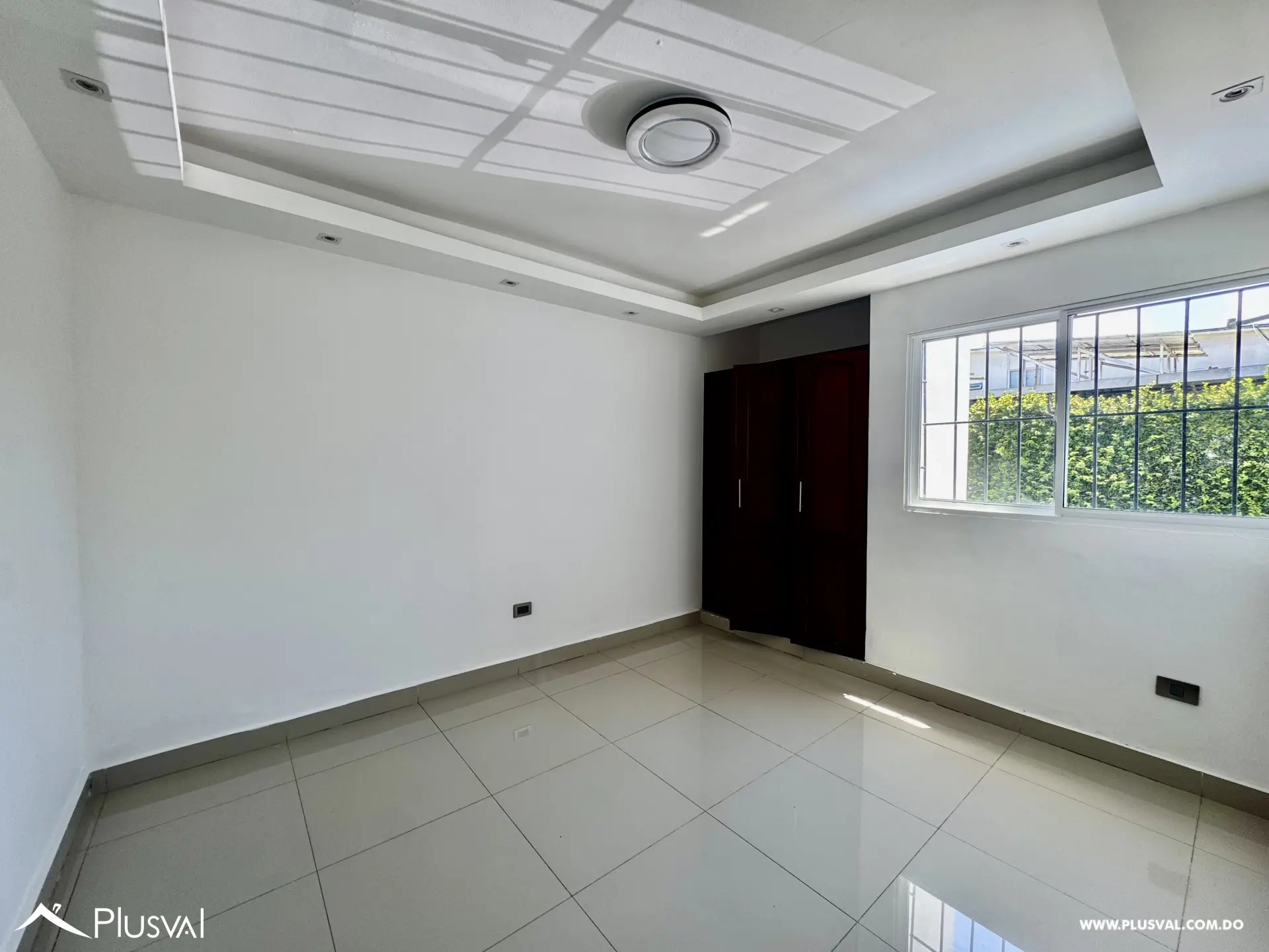 Alquilo Maravilloso Apto Remosado en Excelente Zona de Evaristo  Morales 503289