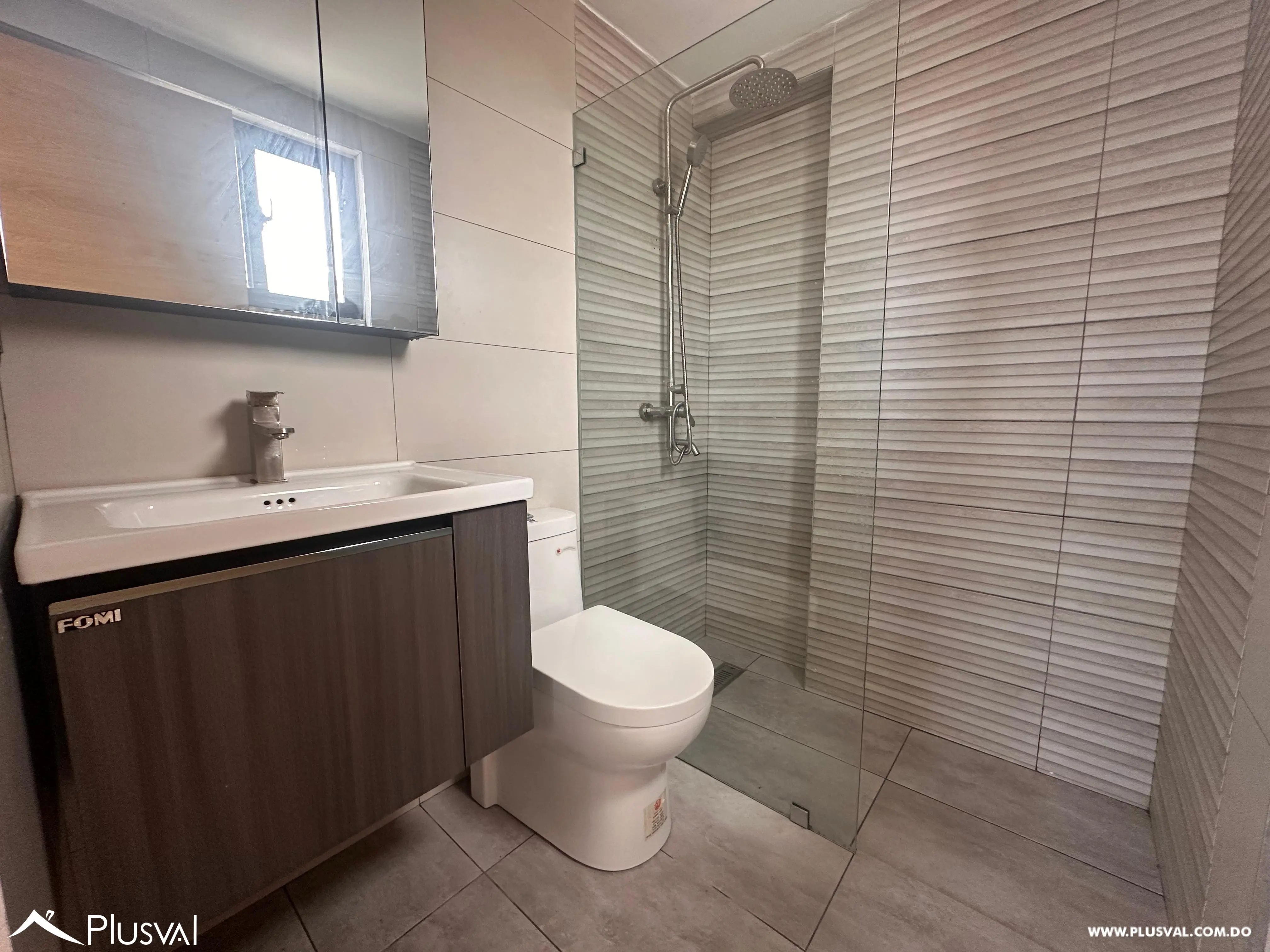 Apartamento  con patio privado en autopista san isidro 488050