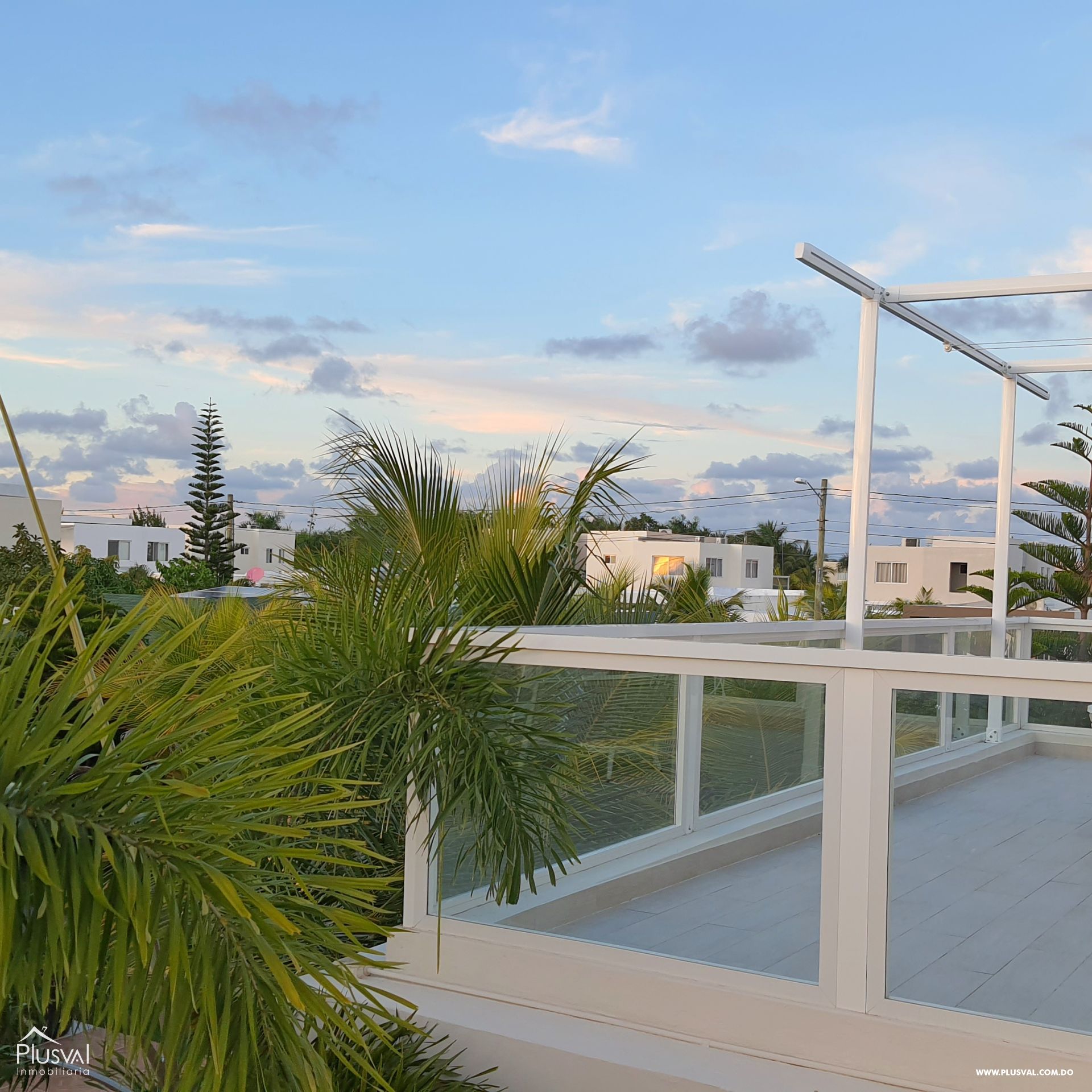 Casa amueblada de 3 habitaciones con jacuzzi, sistema de seguridad y terraza en Venta 406205