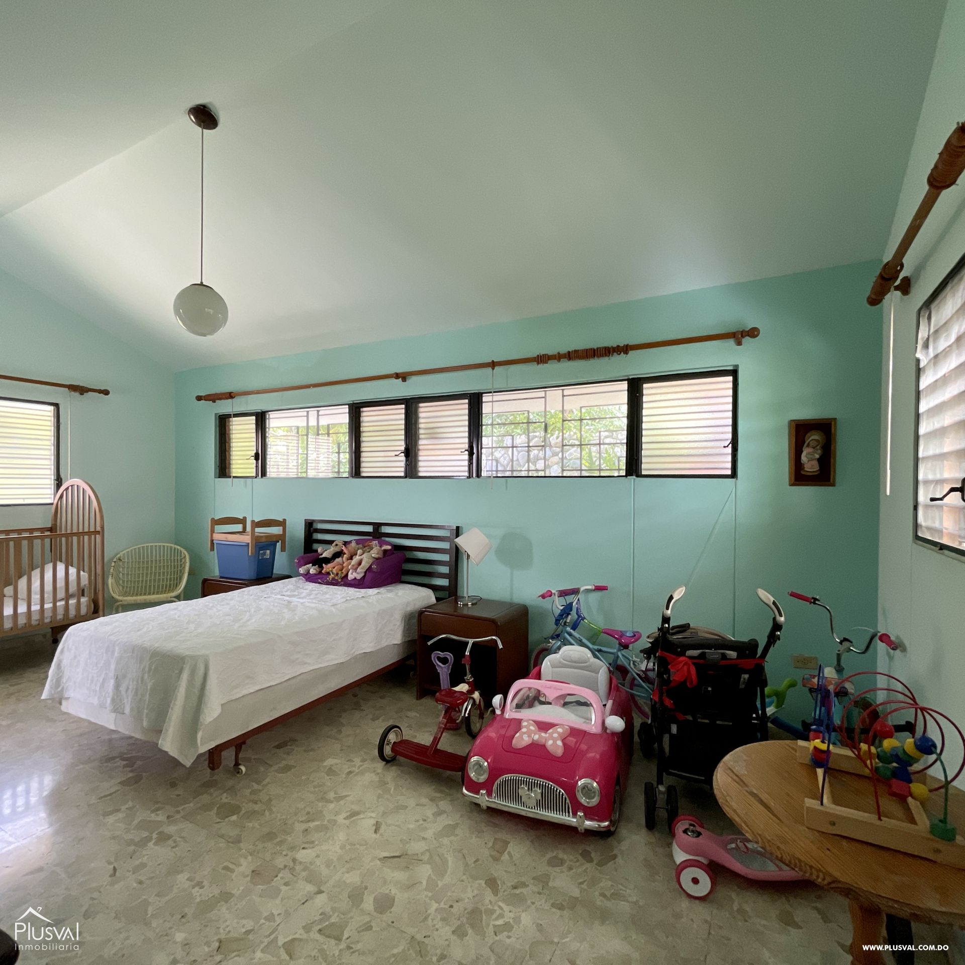 Casa en Venta en Los Ríos, Grandes Espacios, patio y Jardín 215372