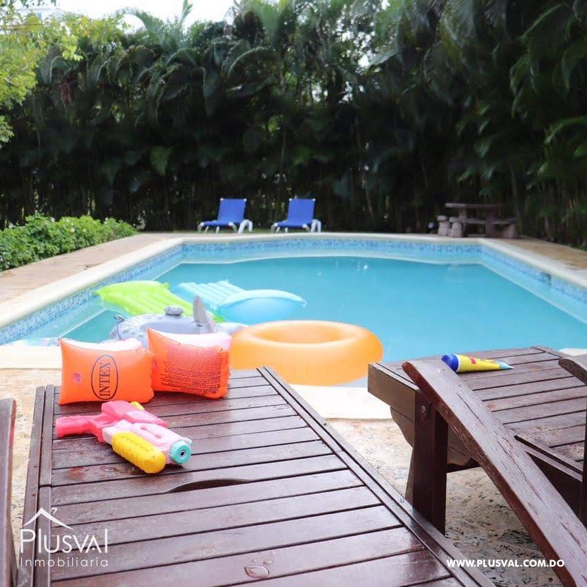 Villa en alquiler en Metro 312428