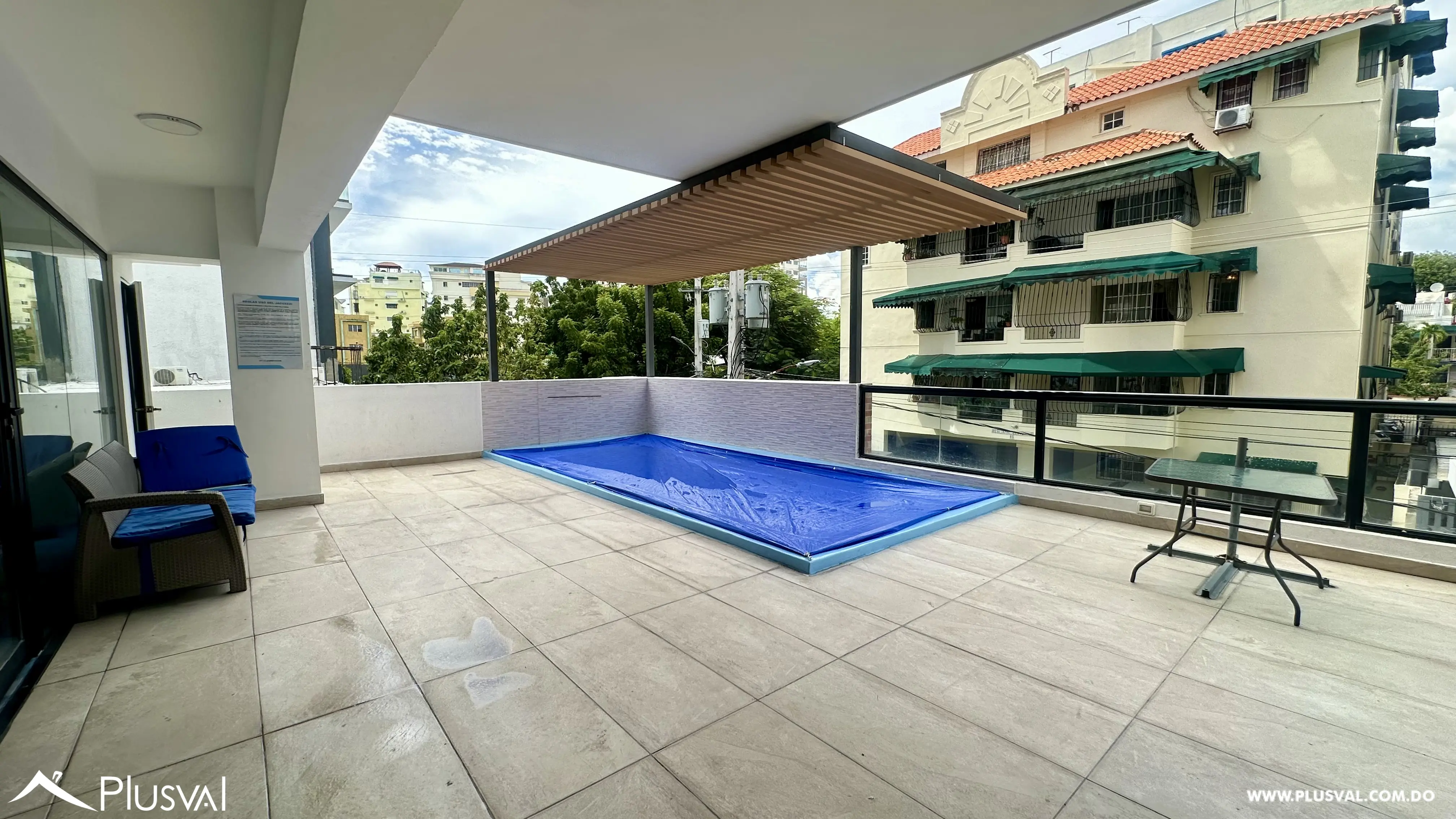Apartamento con linea blanca en alquiler en Bella Vista 534274