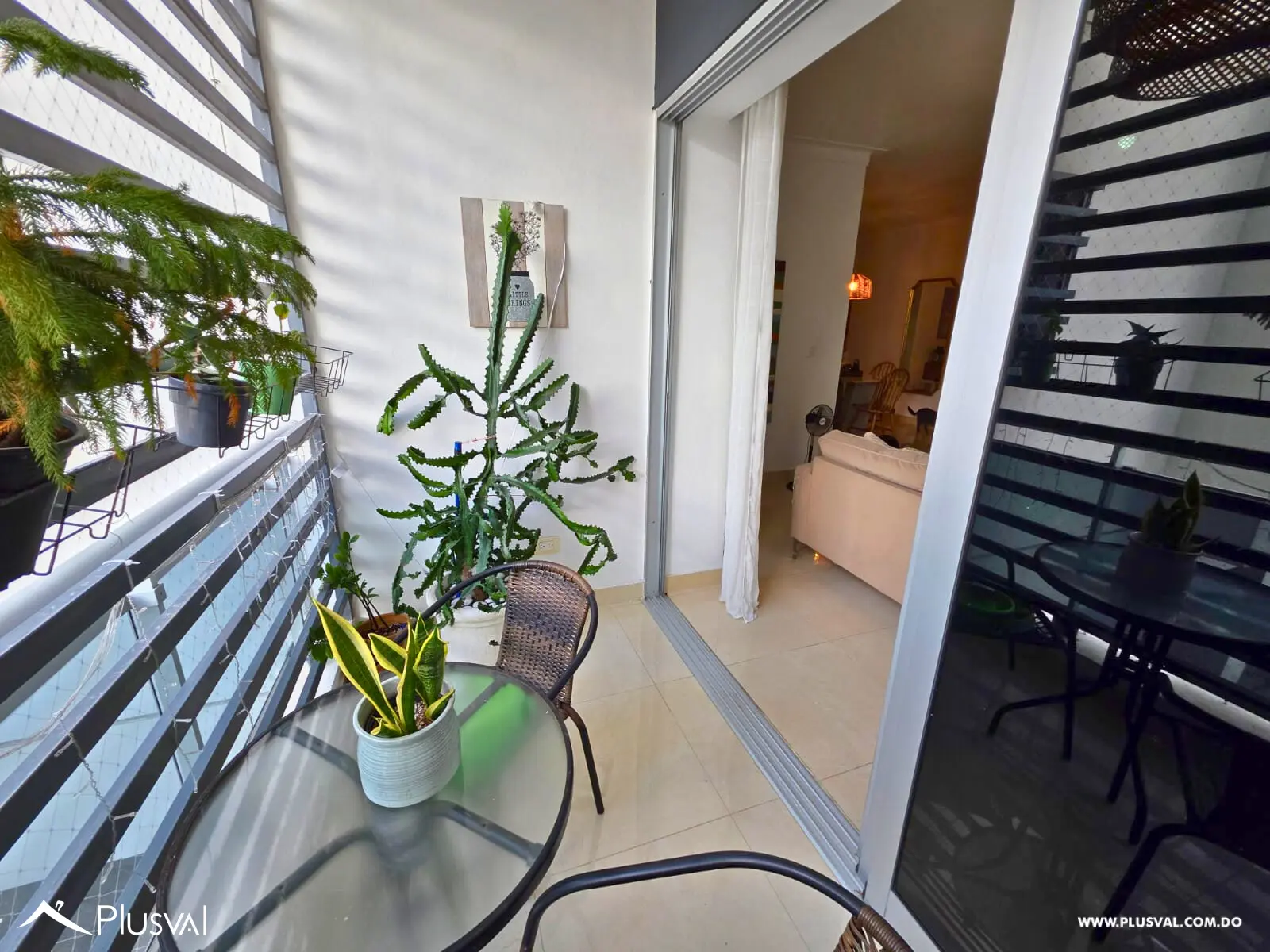 Apartamento de 3 habitaciones en Urb Tropical 494649