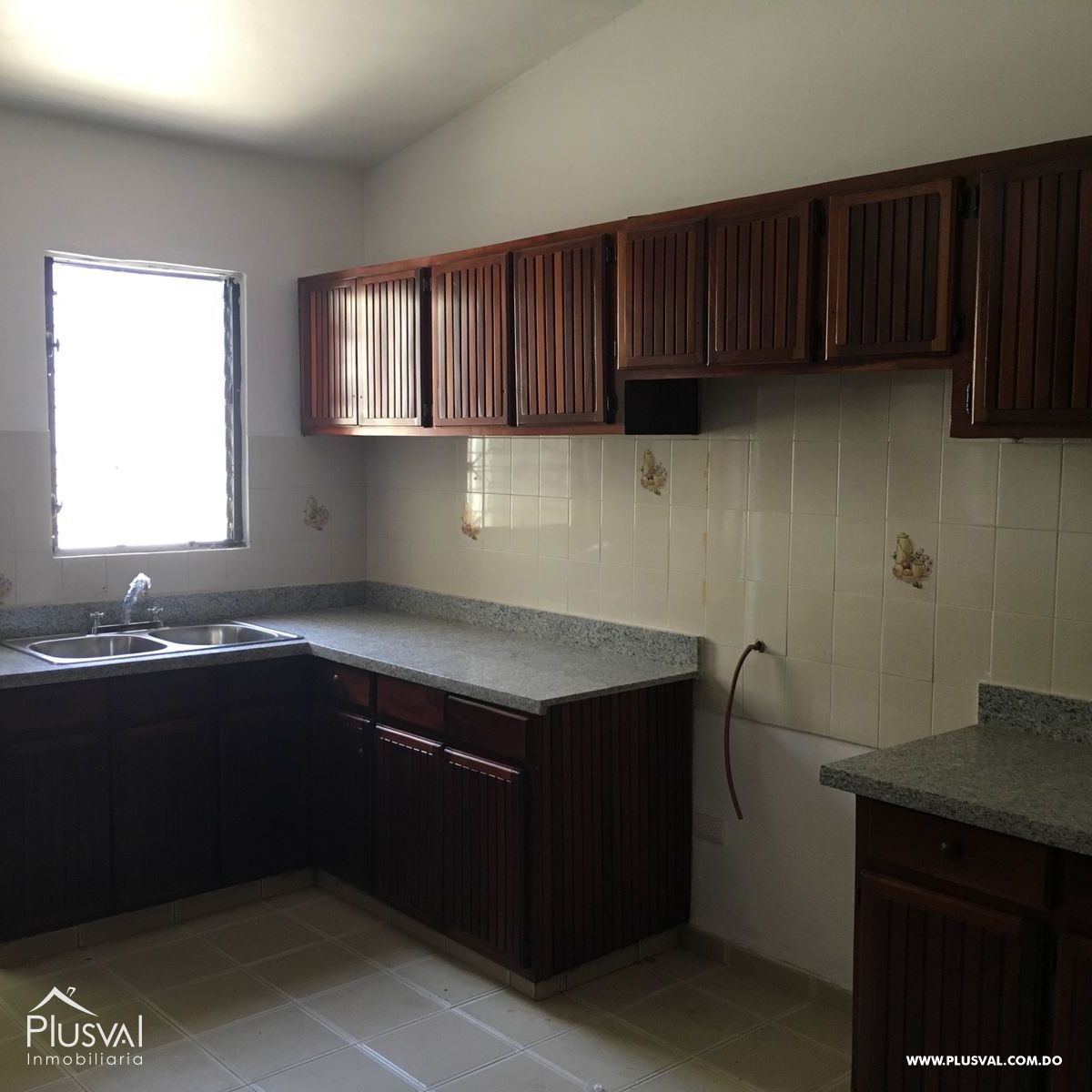 Terreno / Casa en venta, La Esperilla. 600mts2. Residencial Cerrado 233482