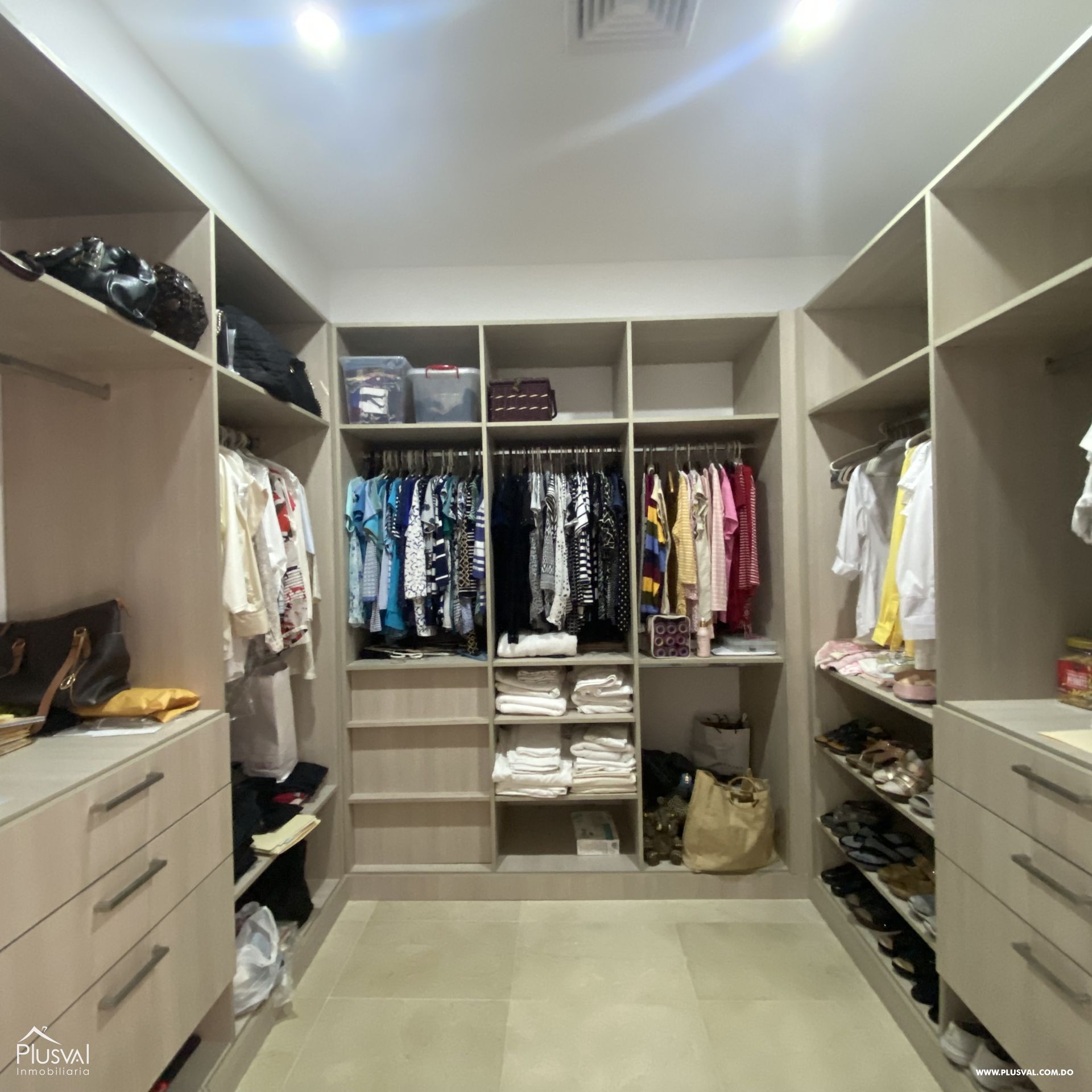 Apartamento en Venta en Serralles 322749