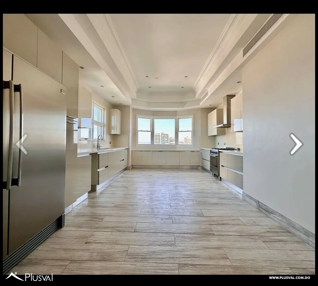 Apartamento en alquiler en Anacaona con vista al mar, 4 habitaciones, estudio y family 513307