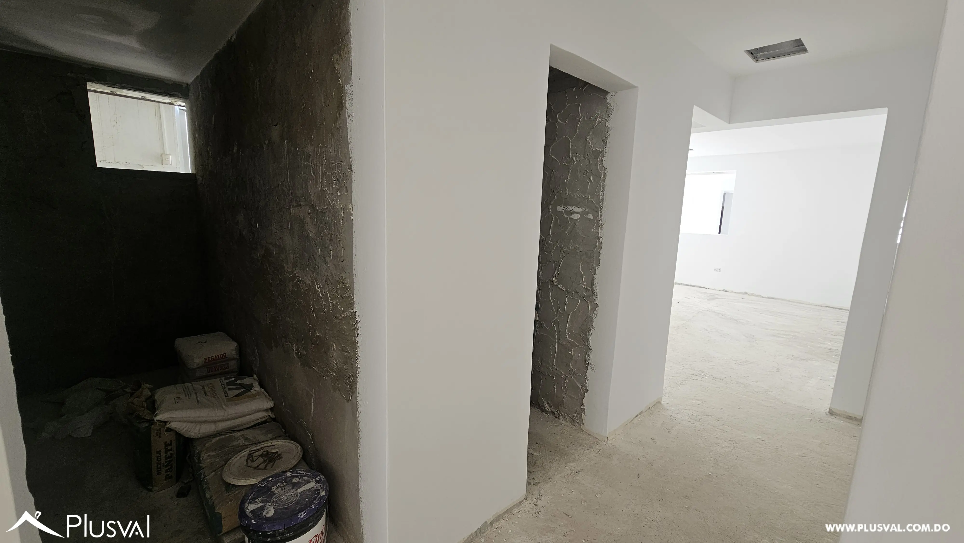 Local en zona estrategica de Naco 502134