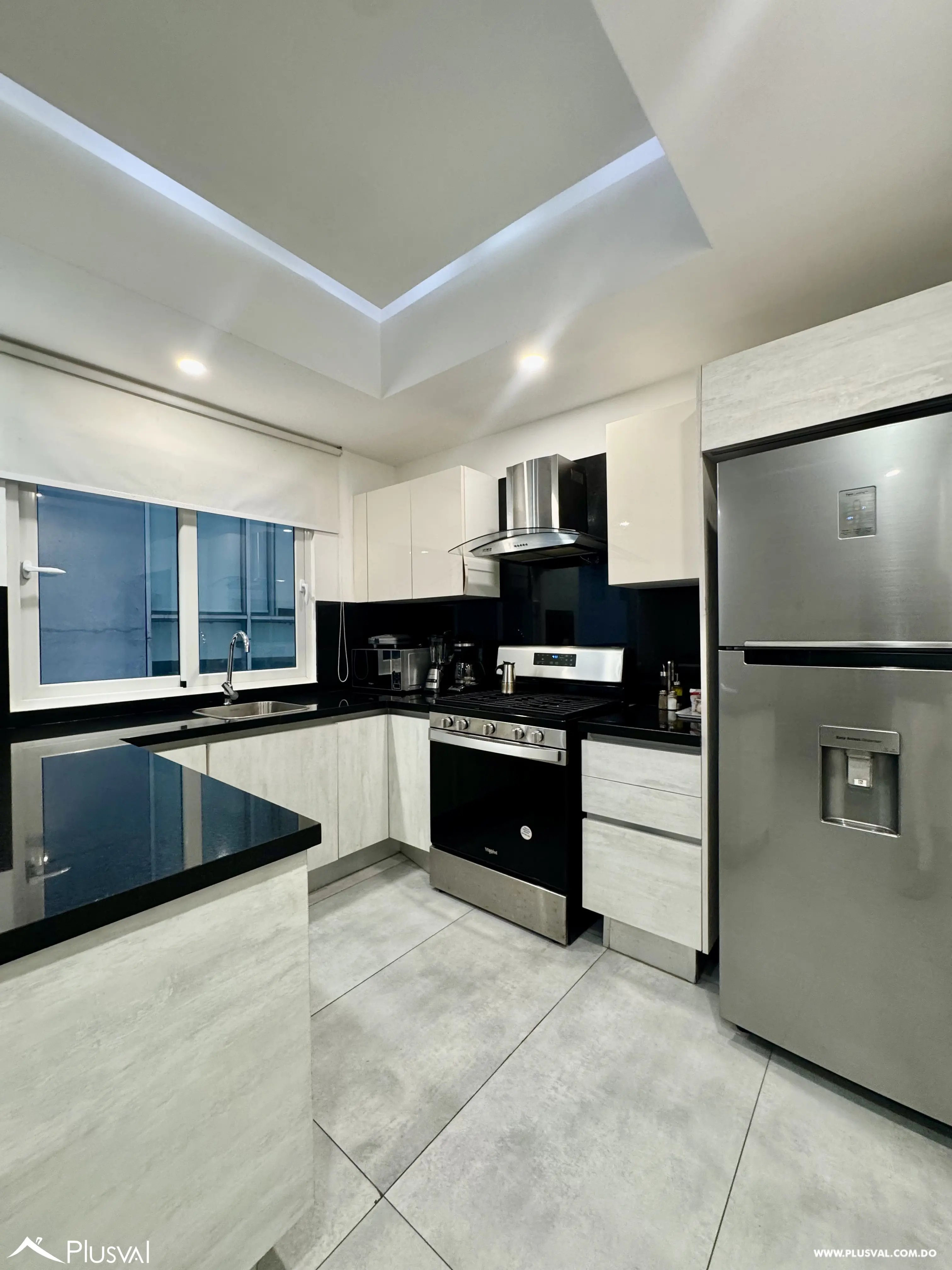 Alquilo Maravilloso Apartamento Amueblado de 1 hab. en Piantini 504158