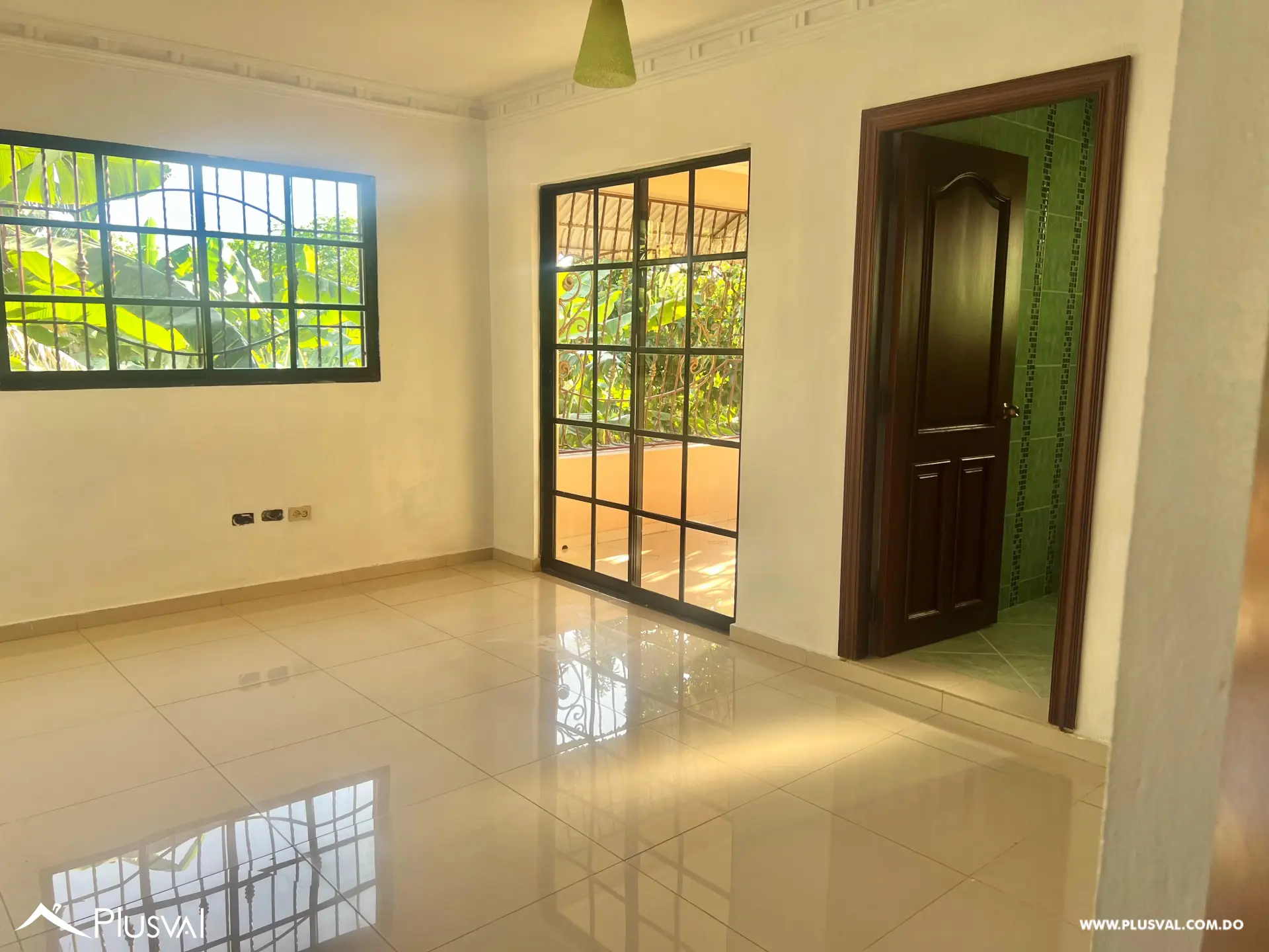 Casa en Brisa Oriental de 3 niveles. 478389