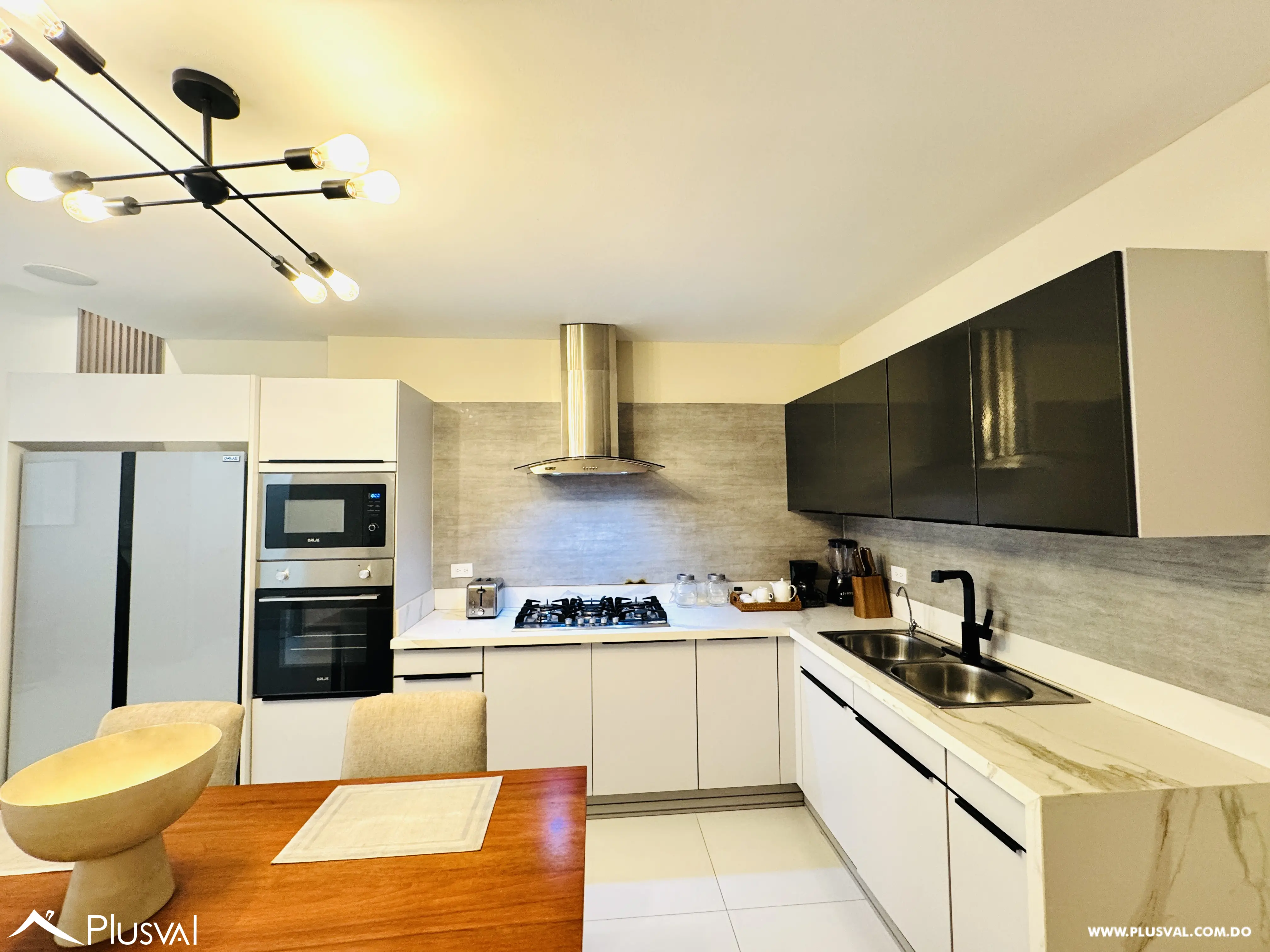 Moderno apartamento en venta amueblado  en exclusiva torre de  Piantini 462670
