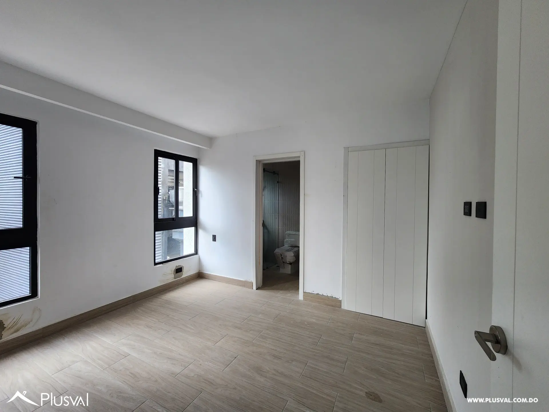Se Alquila Apartamento en Bella Vista de 2 Habitaciones 500425