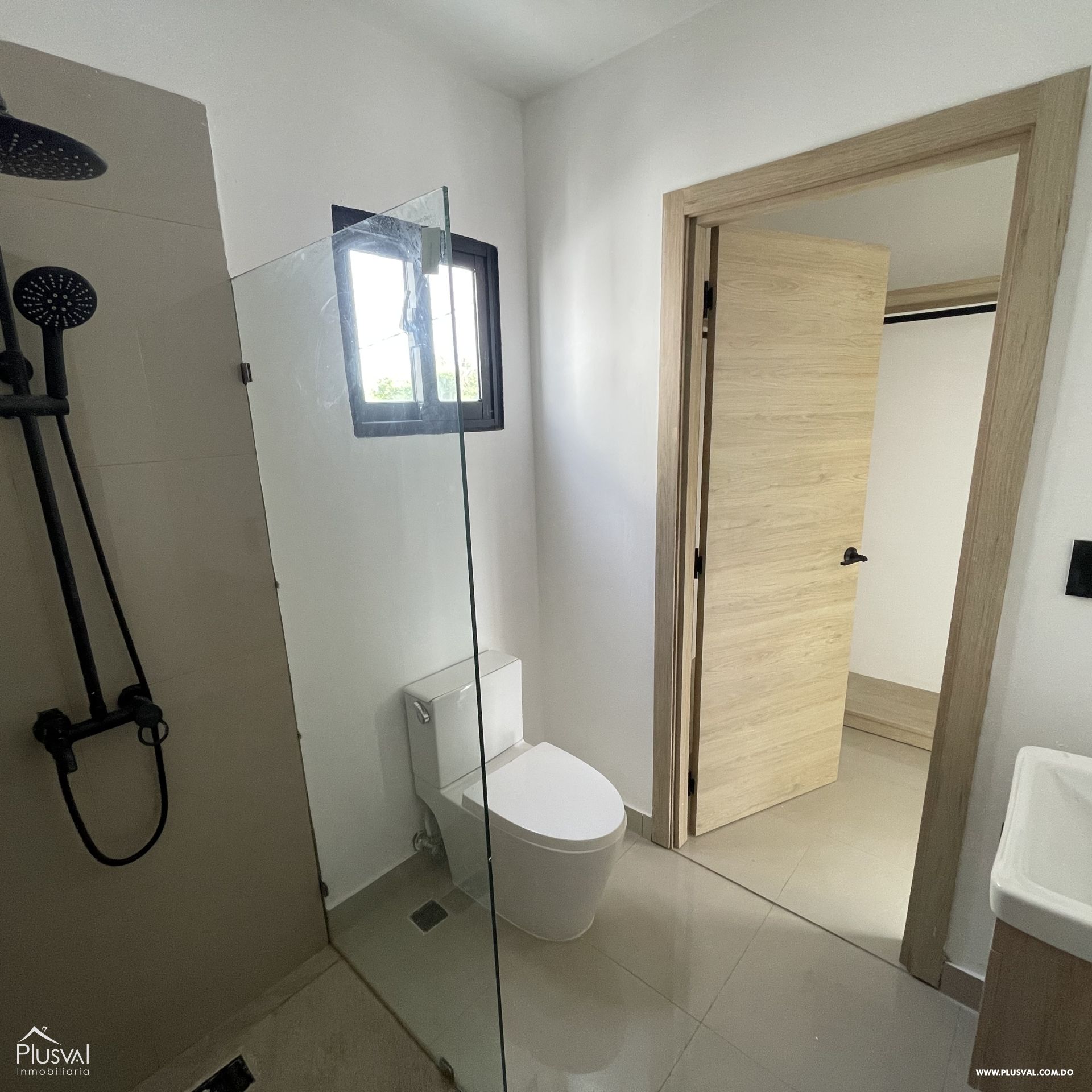 Casa en Alquiler en el Residencial Brisas de Punta Cana 451256