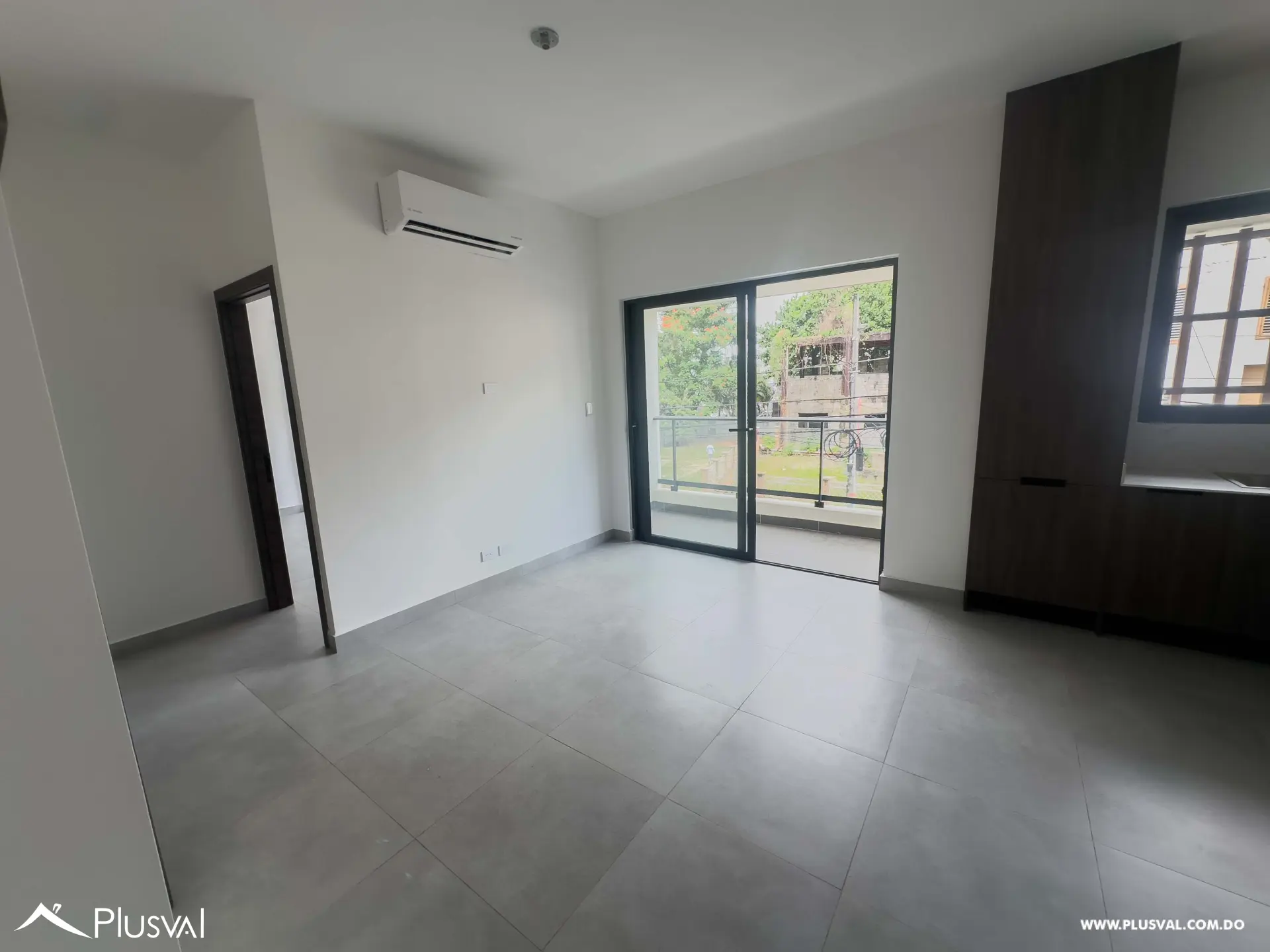 Apartamento en alquiler de 1 hab en Naco con linea blanca. 492637