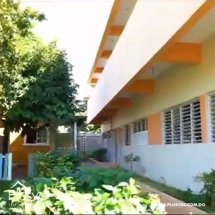 Colegio en venta en Bani 375785