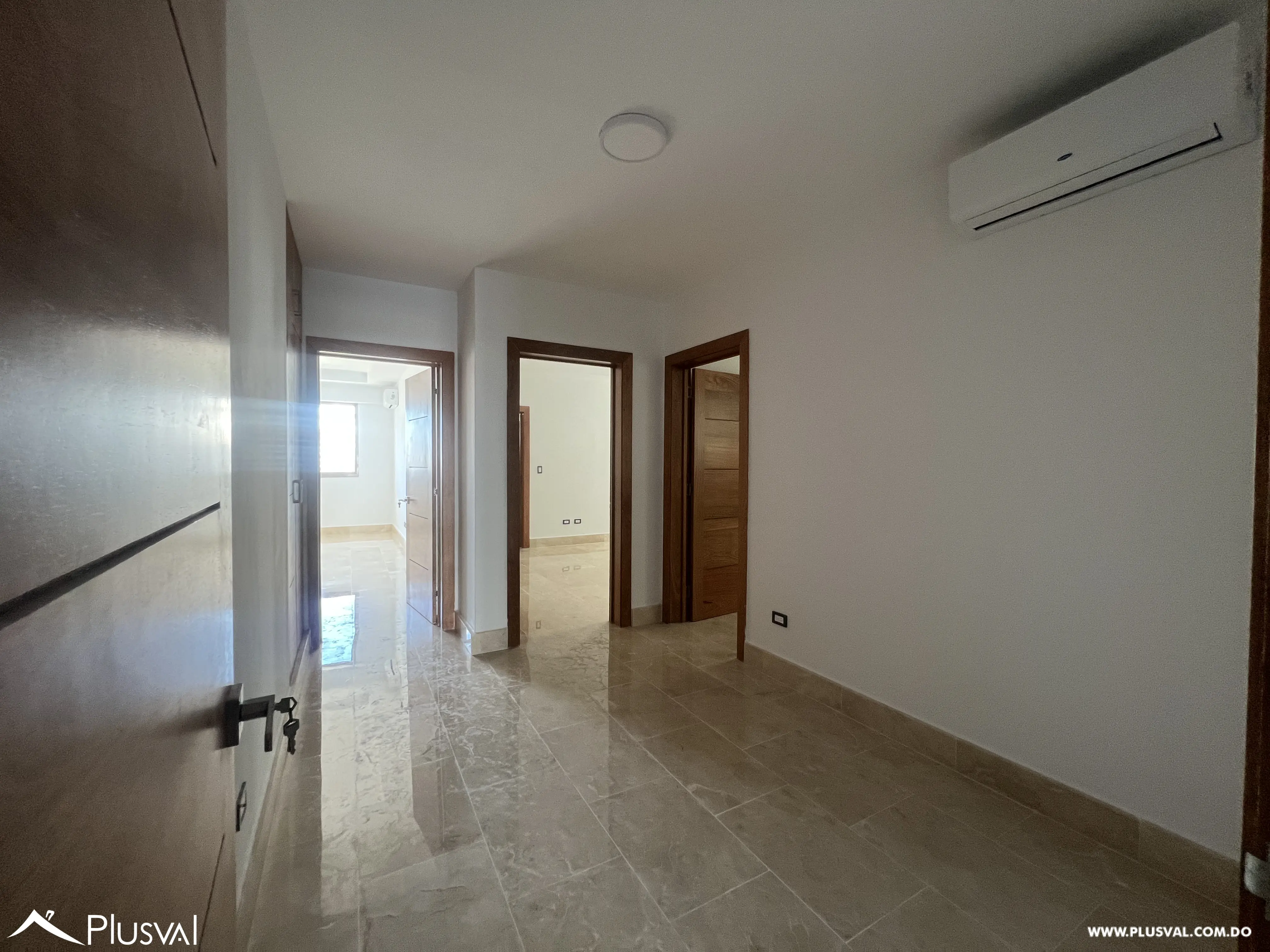 Exclusivo apartamento en alquiler en los Cacicazgos 478082