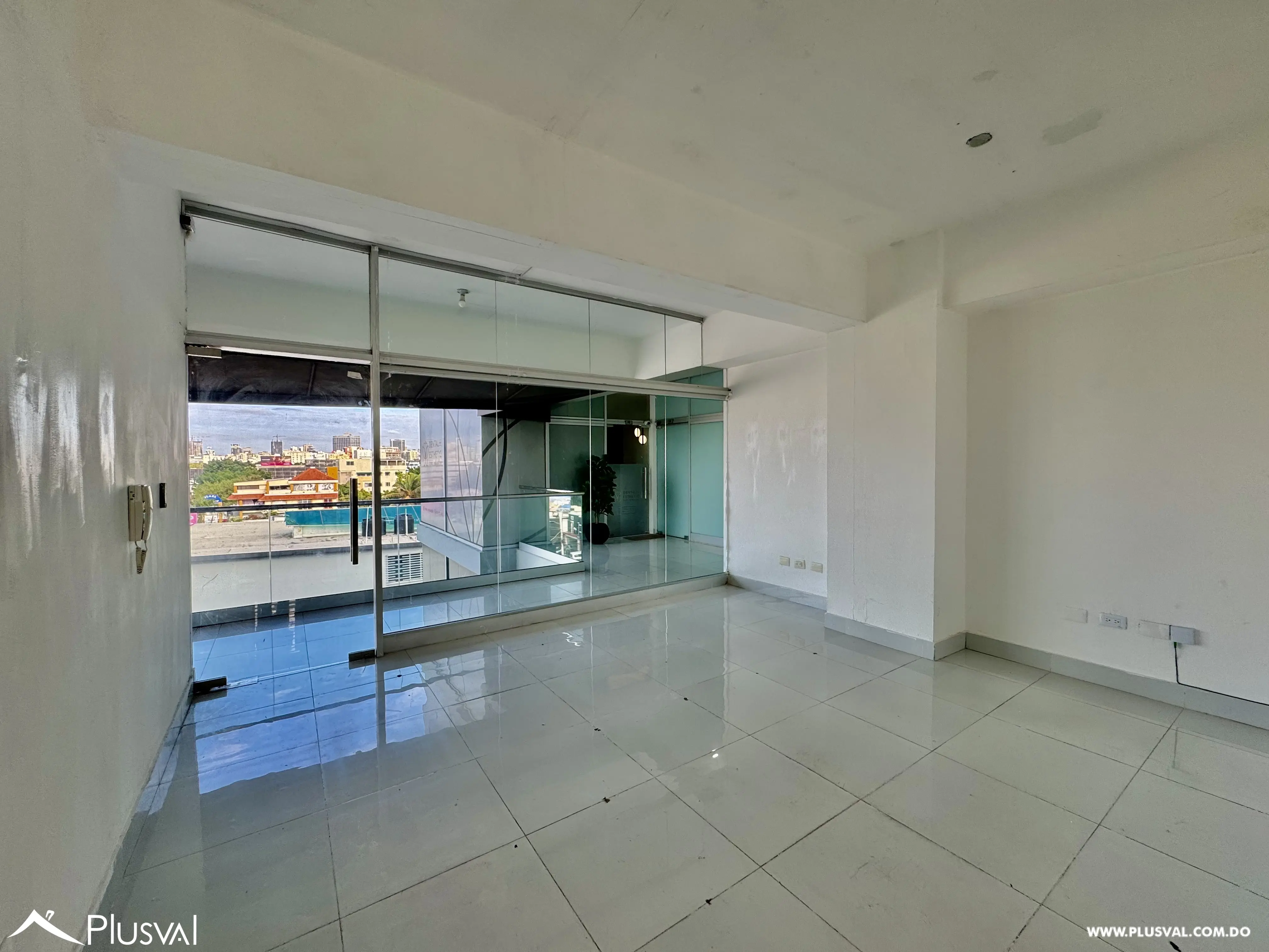 Alquiler de Local Comercial en Los Prados 484854