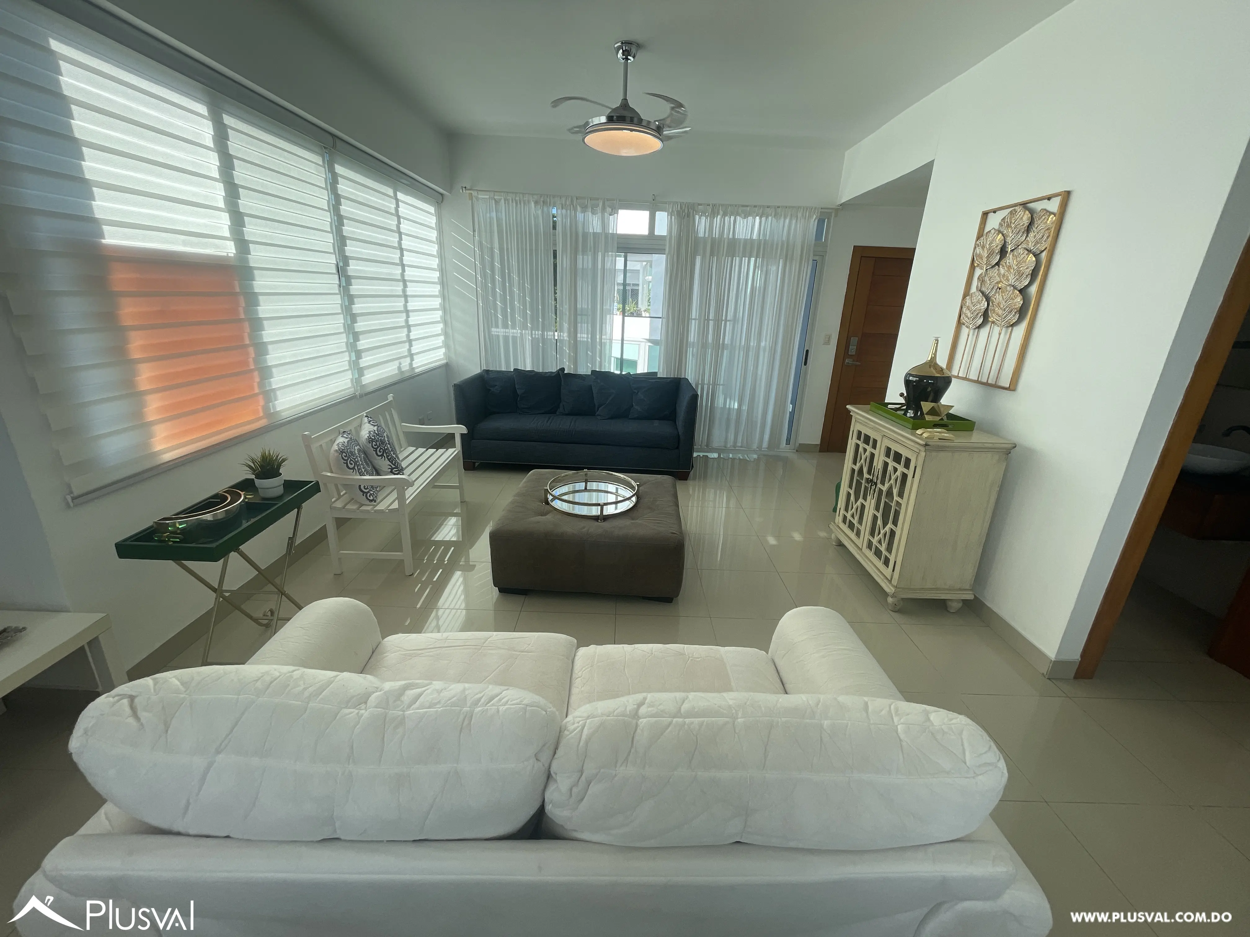 Apartamento de 3 habitaciones con vista al mar en Gazcue | 161 m² 483428