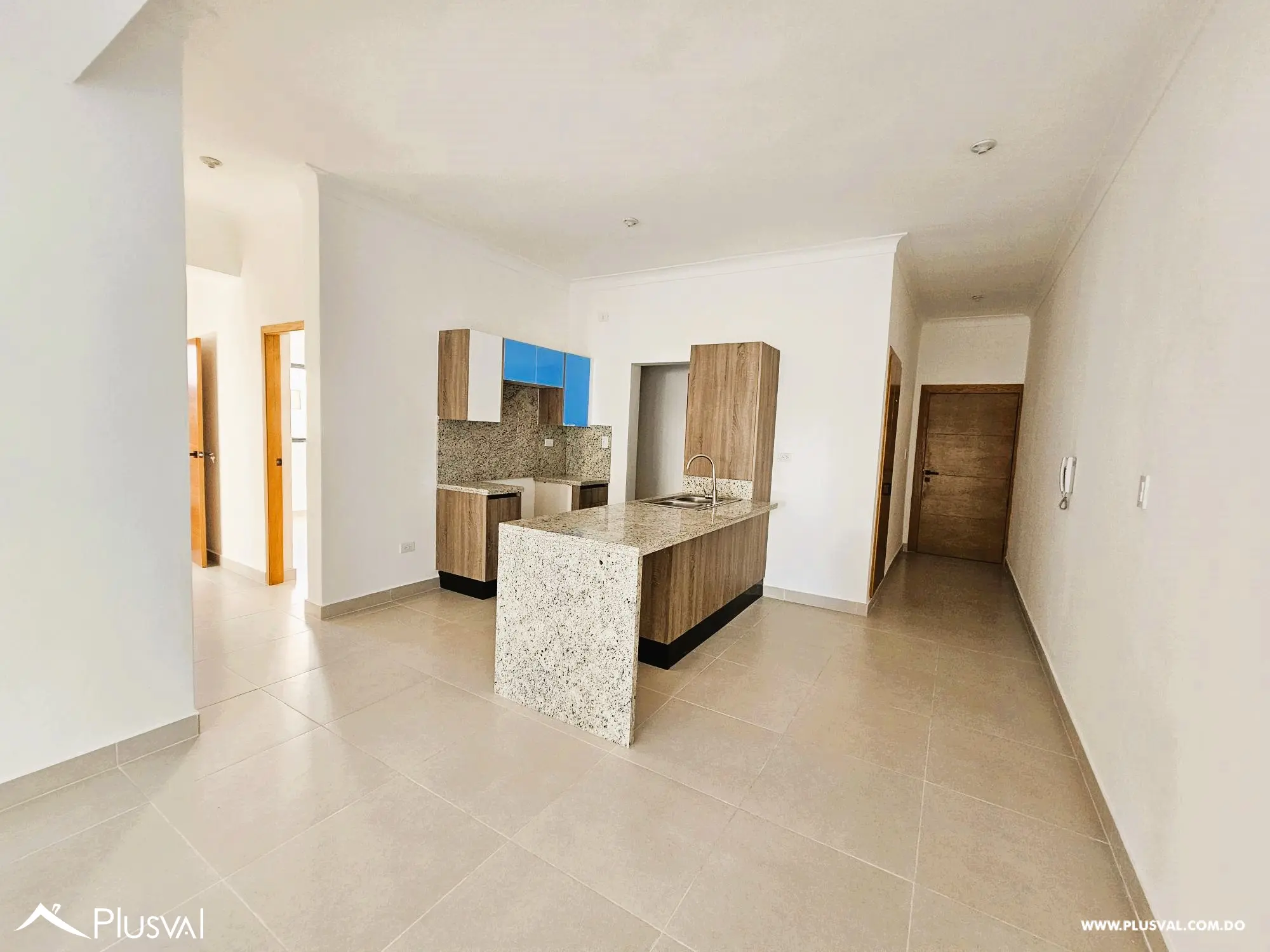 Alquilo apartamento en Bella Vista Sur con área social 479388