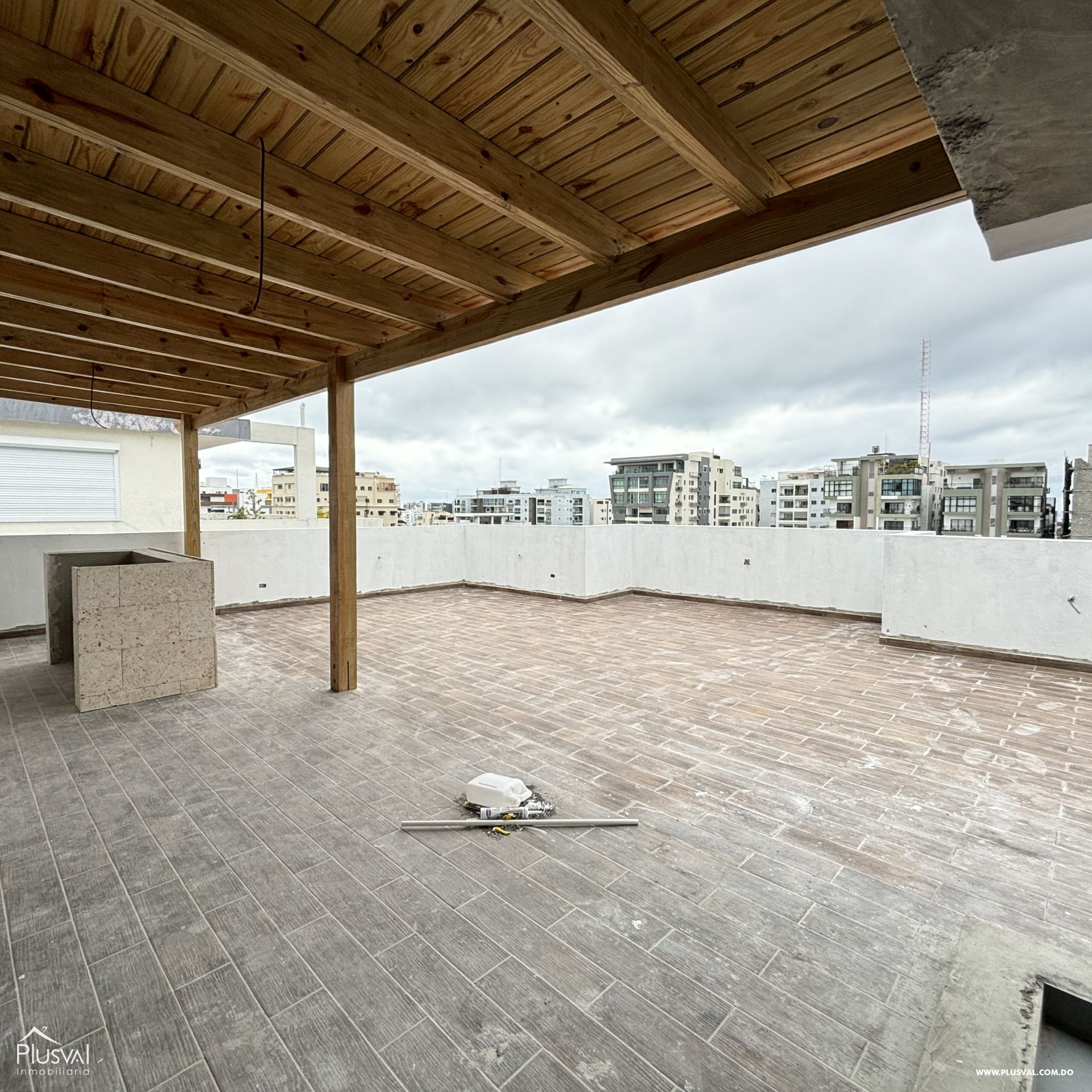 Proyecto en Evaristo Morales 363626