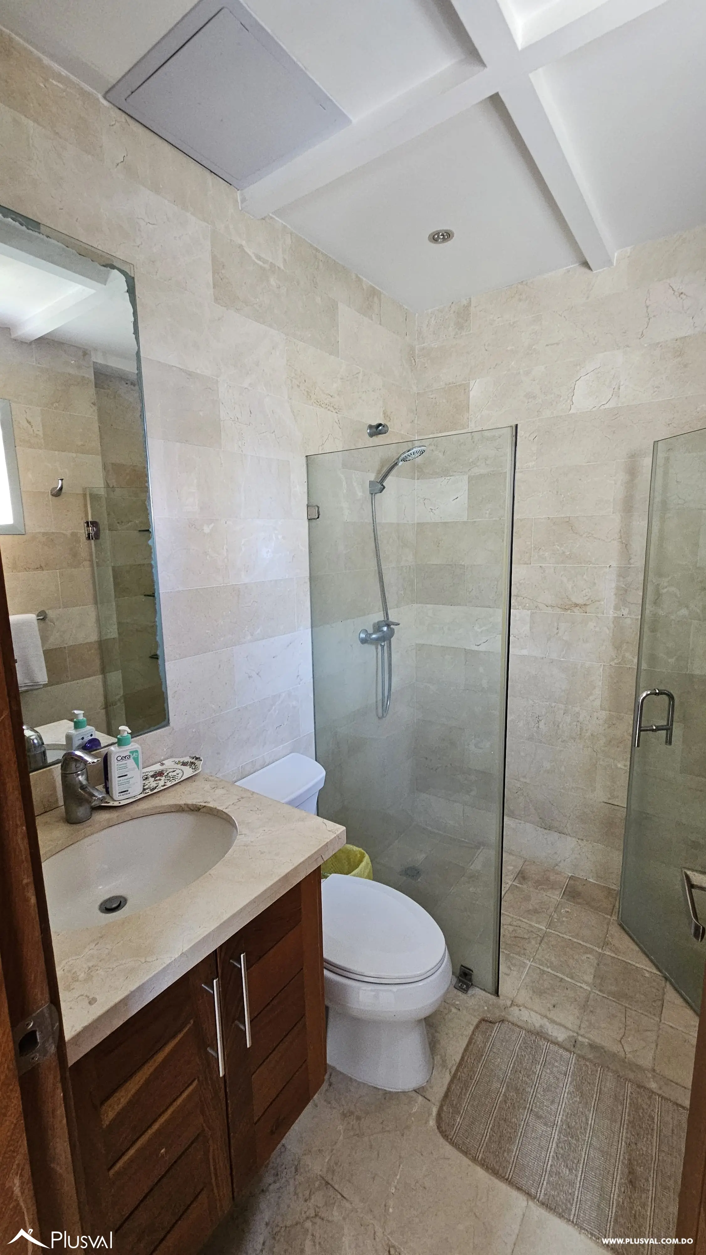 Torre amplia en el centro de Piantini 484170