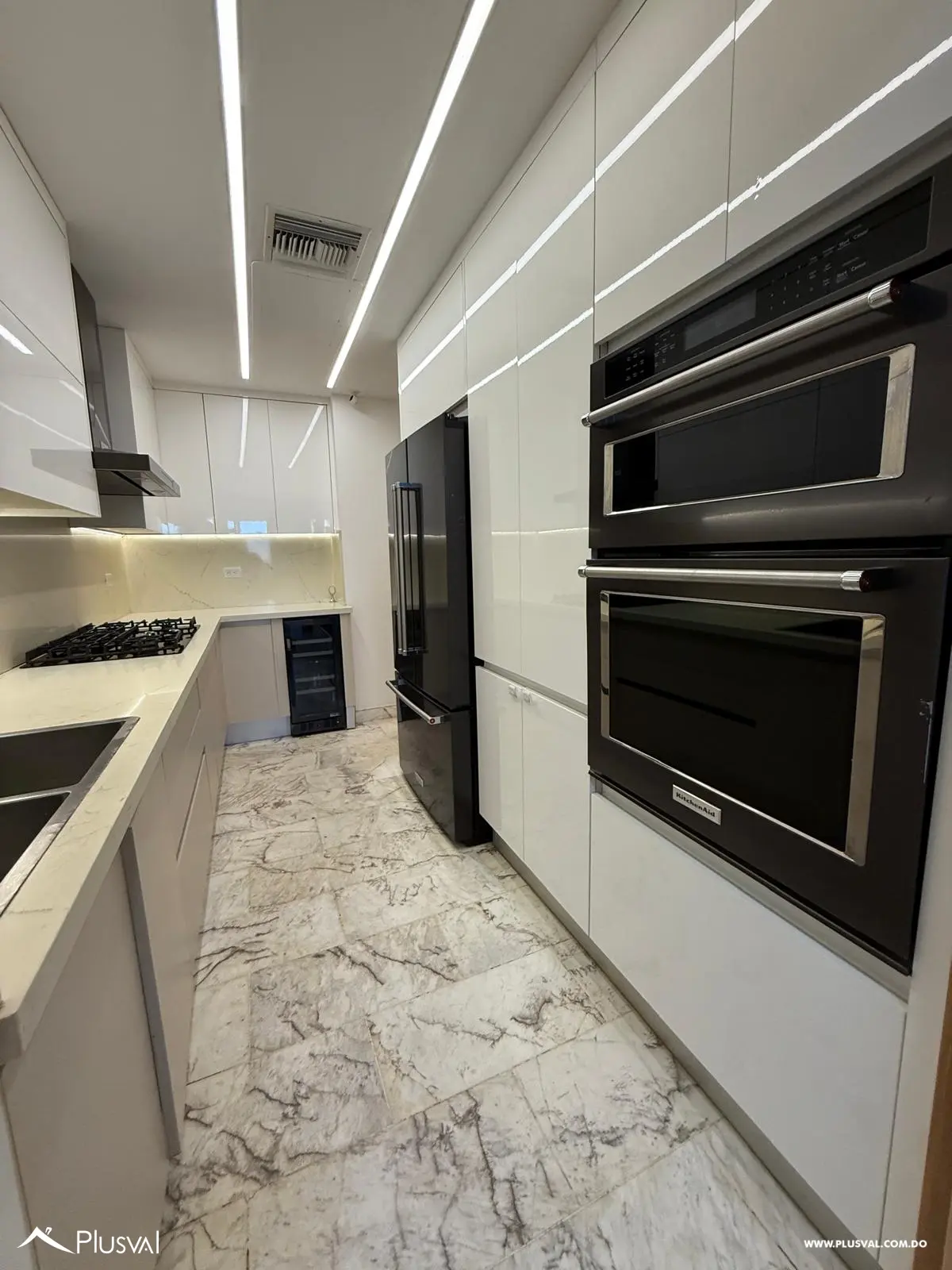 SE ALQUILA APARTAMENTO AMUEBLADO – ENS. PARAÍSO 458473