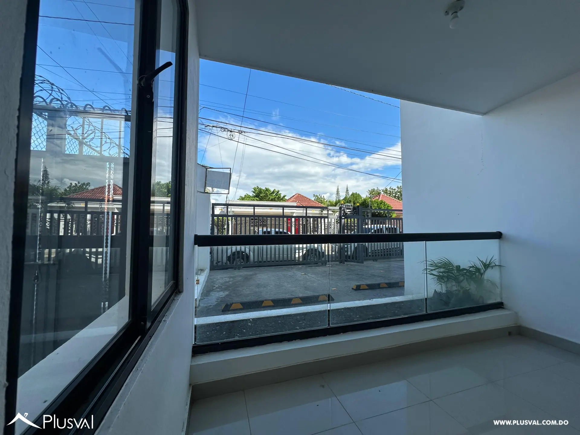 SE VENDE AMPLIO APARTAMENTO EN PRIMER NIVEL 468311