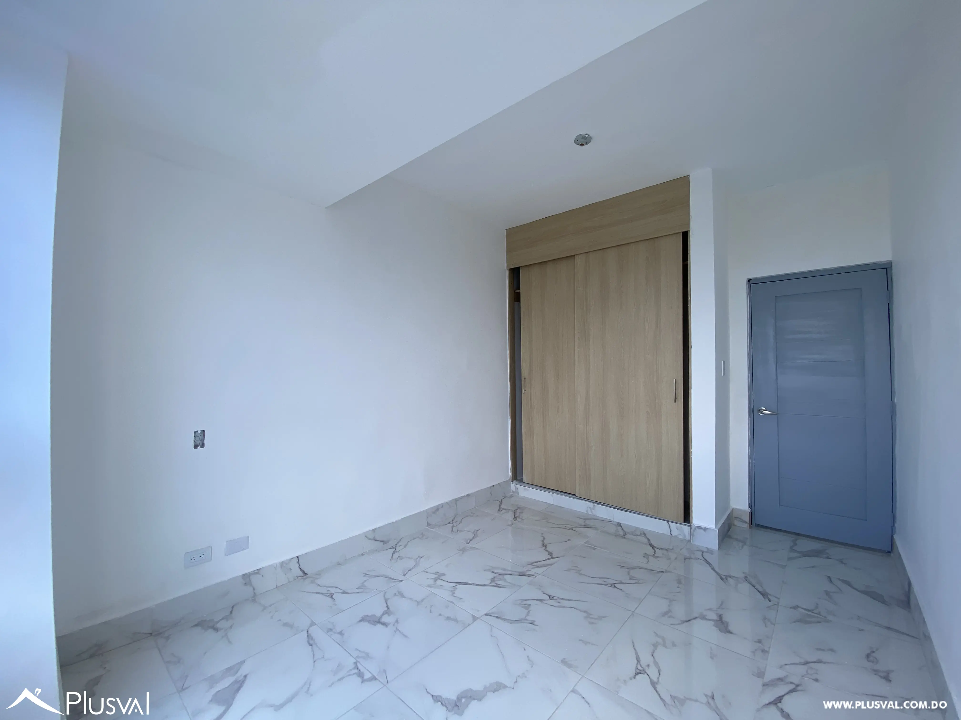 Apartamento Moderno en Zona Universitaria. 461597