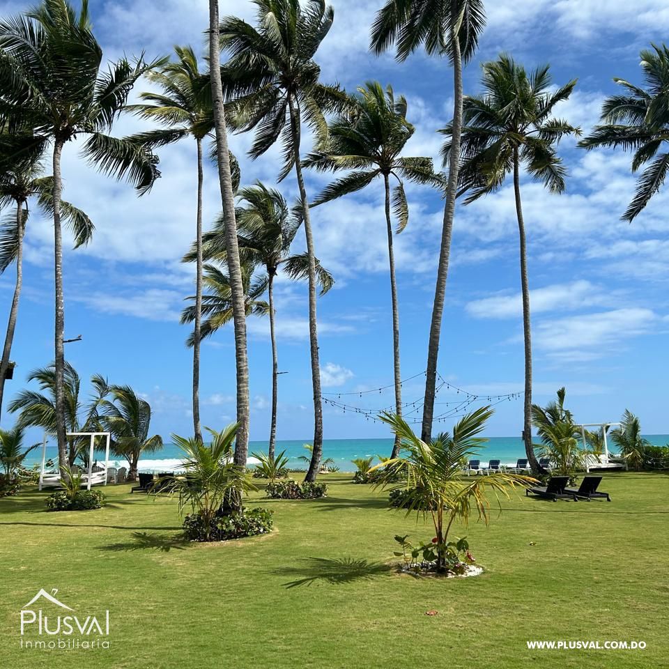 Villa en venta en 2da línea de playa, Las Terrenas 365894
