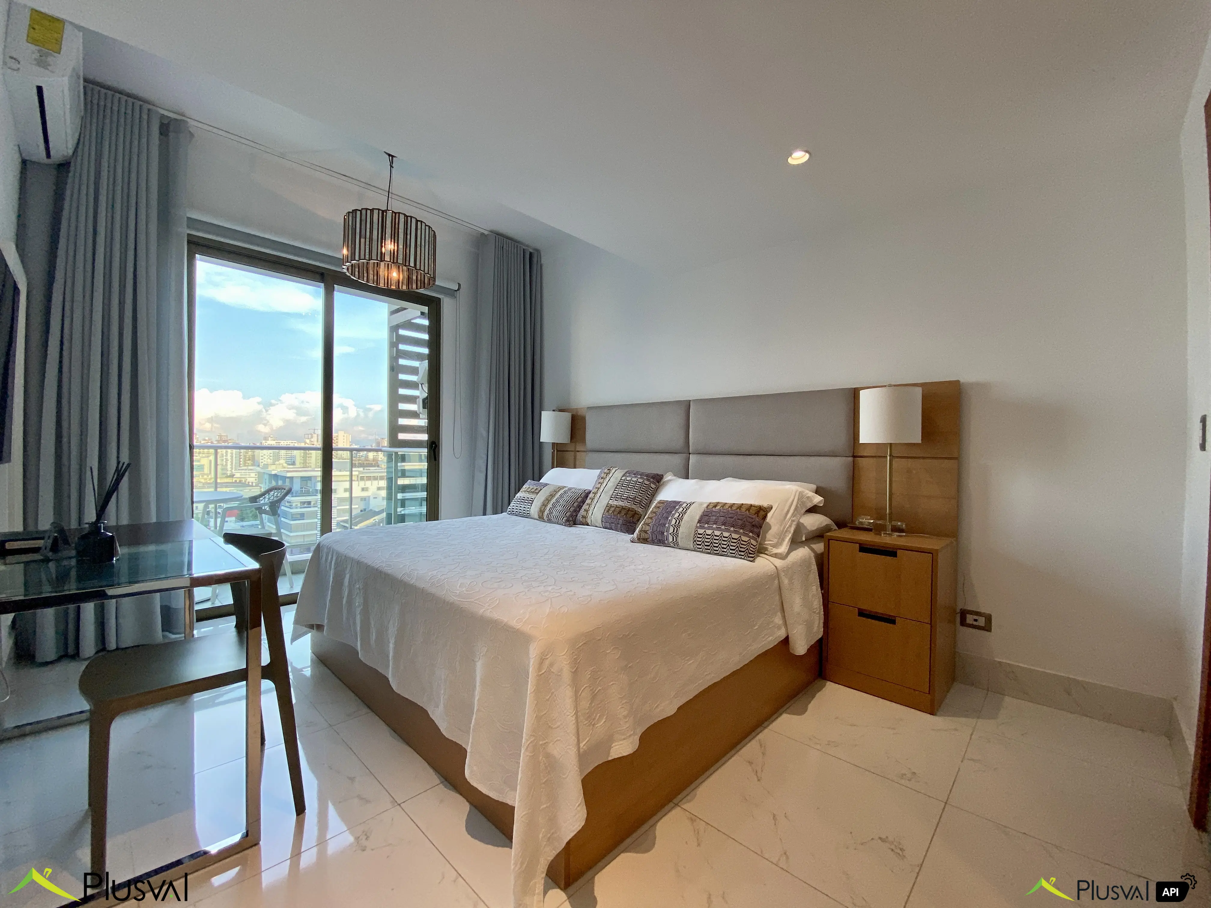 Apartamento Amueblado de 1 Habitación en Alquiler en Piantini 450720