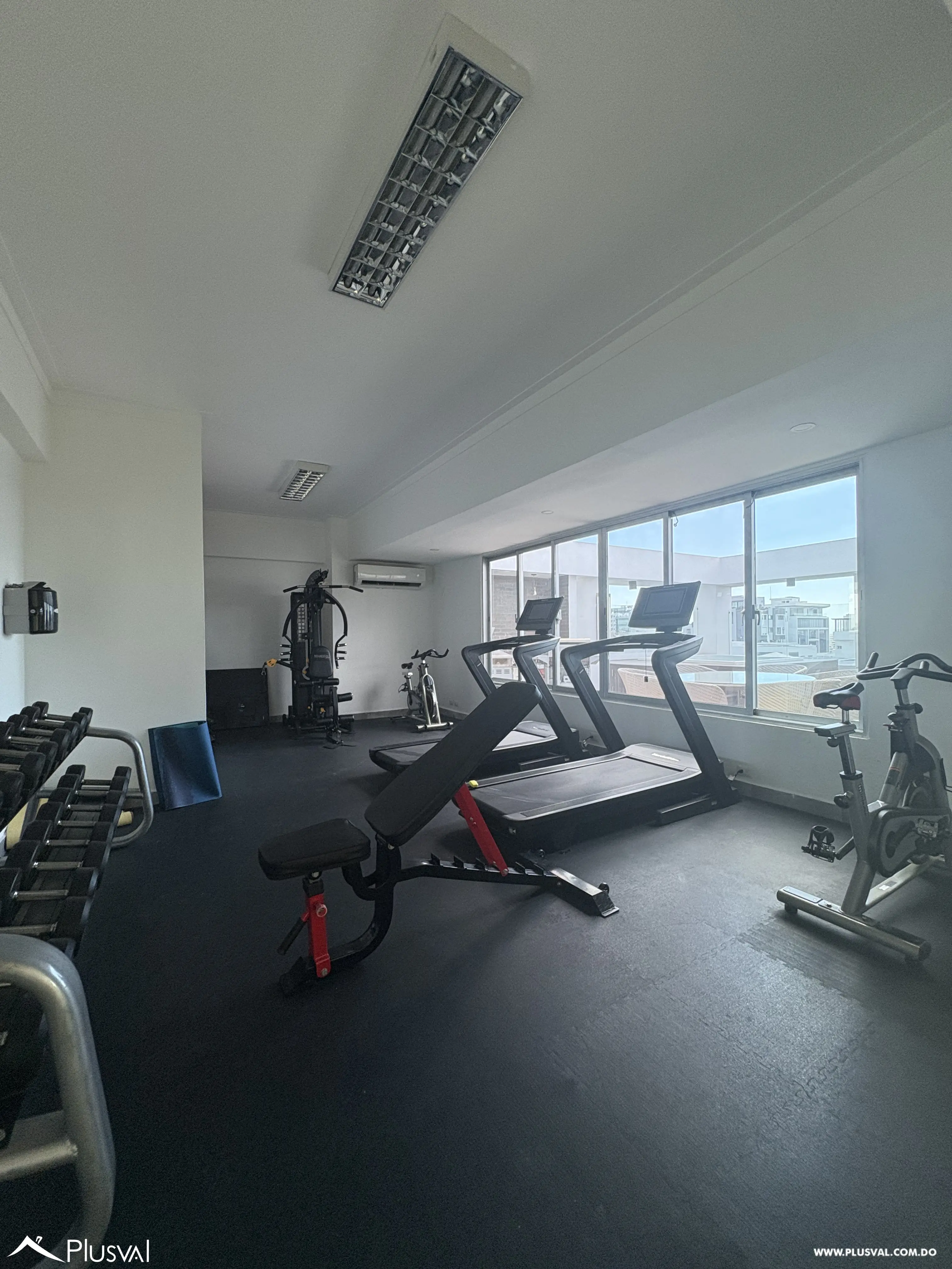 Exclusivo apartamento en venta en Evaristo Morales con dos parqueos 472348