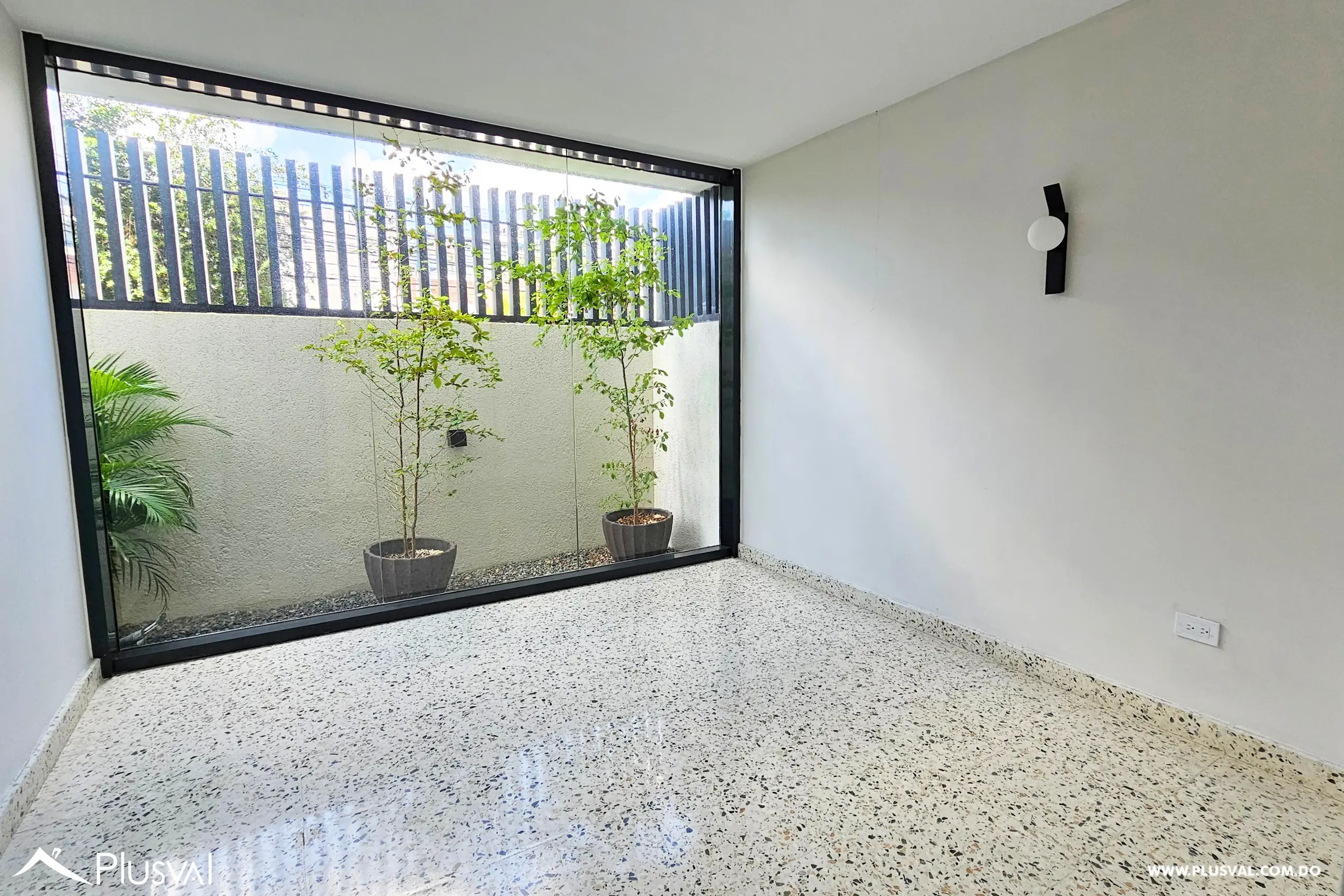 Apartamento en alquiler piso alto en Piantini 477565