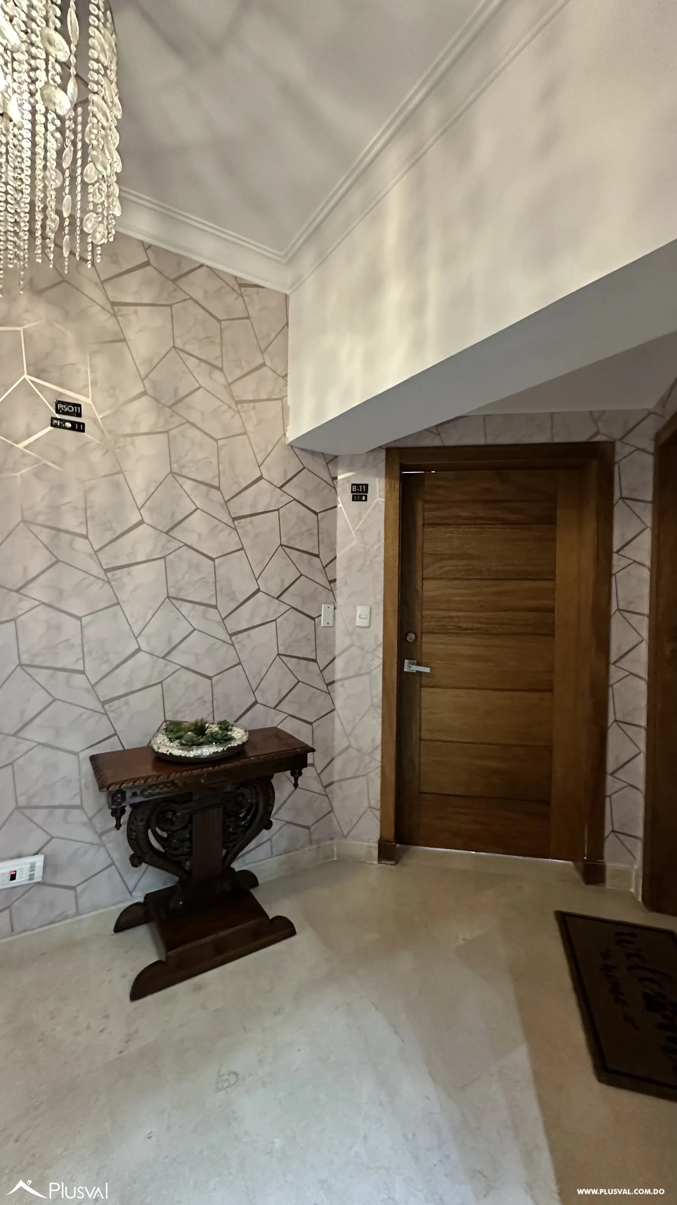 Apartamento en venta de 3 habitaciones con vista al mar en Avenida Enriquillo, piso alto y 3 parqueos 499613