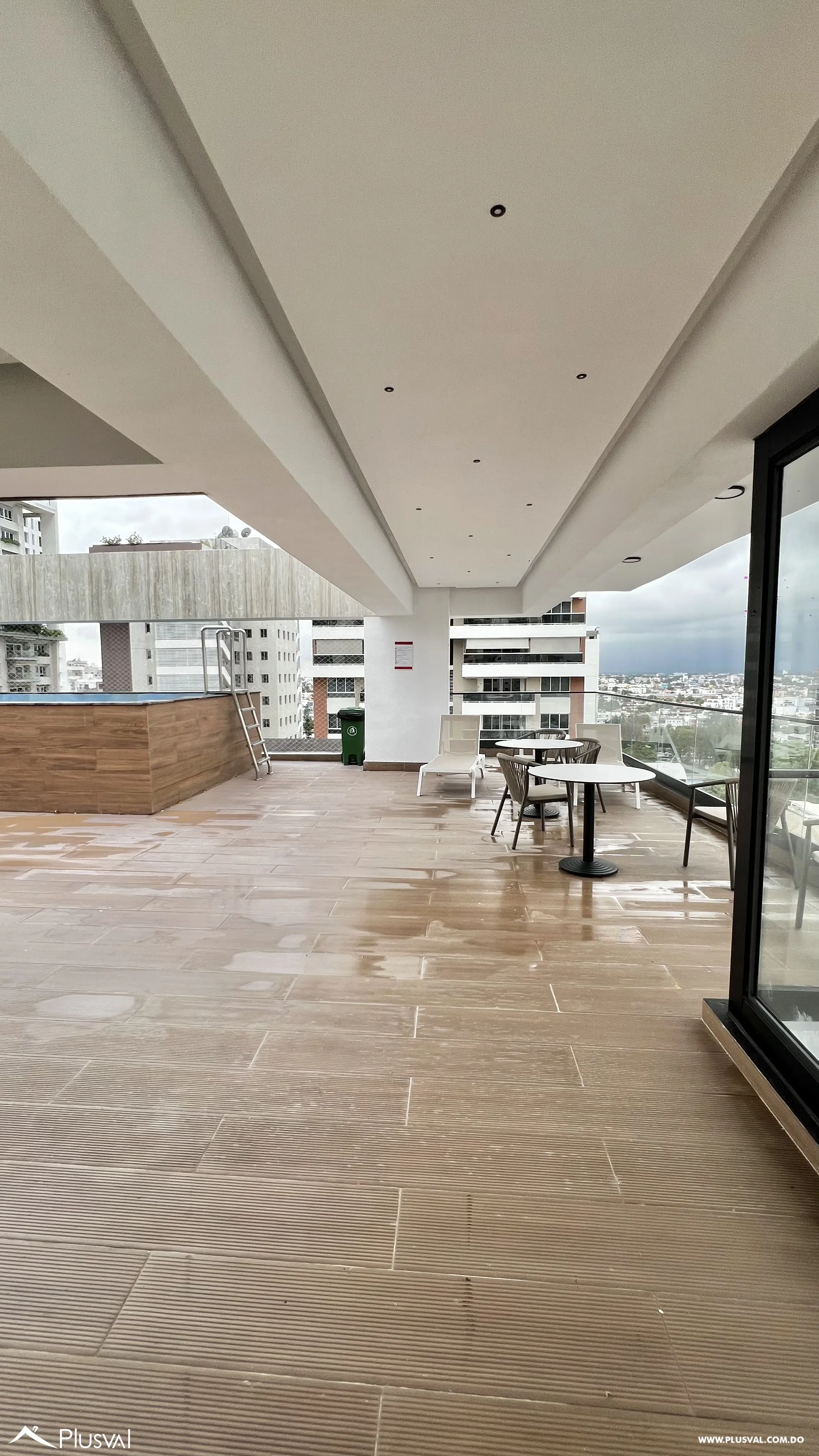 Exclusivo apartamento de una habitación con linea blanca en alquiler en Piantini 457748