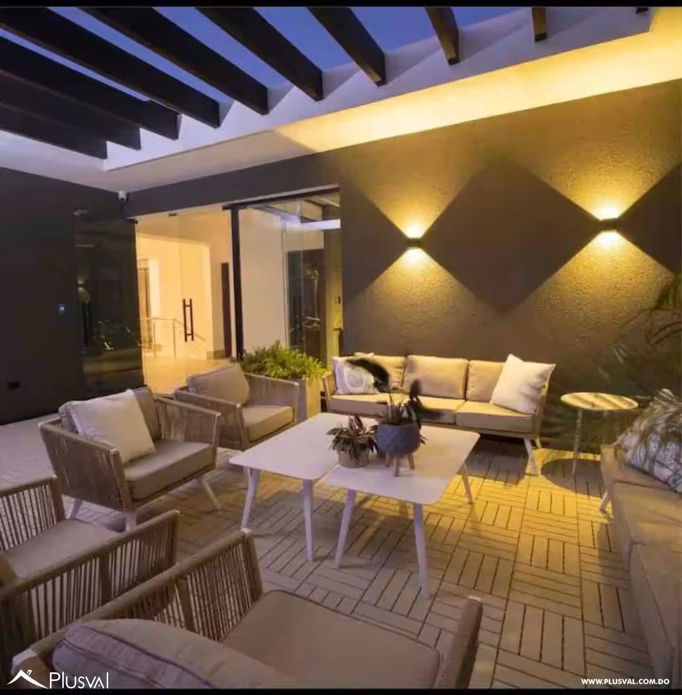 Apartamento acogedor ubicado en La Esmeralda ( Santiago) 481007