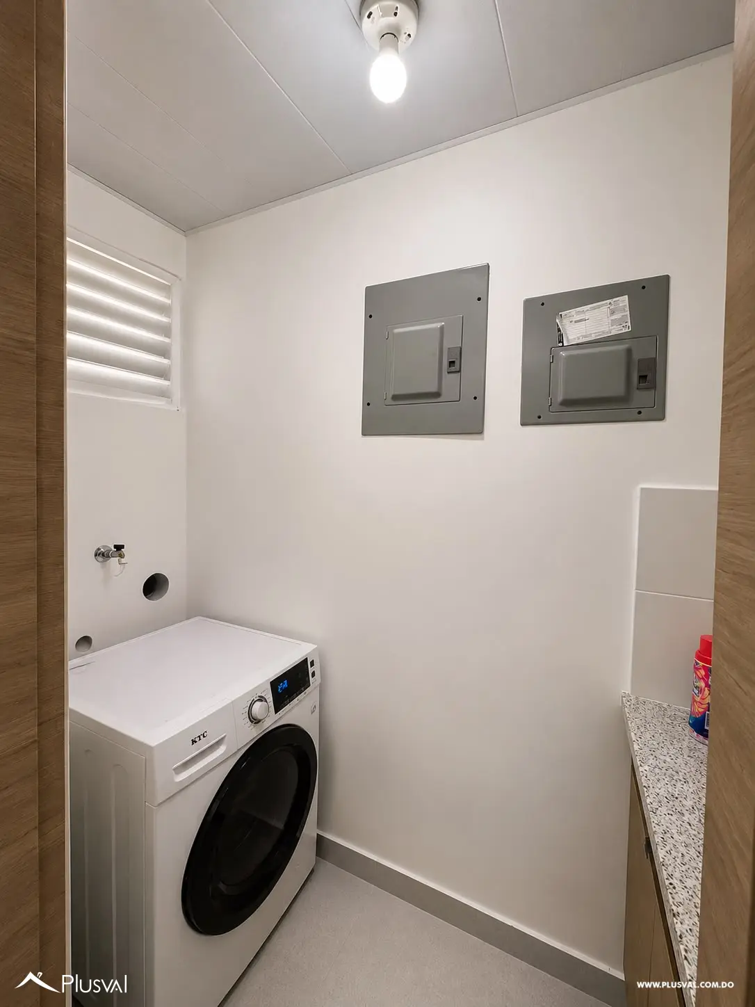 Apartamento Nuevo y Amueblado con Acabados Modernos en Urbanización Thomén 518051