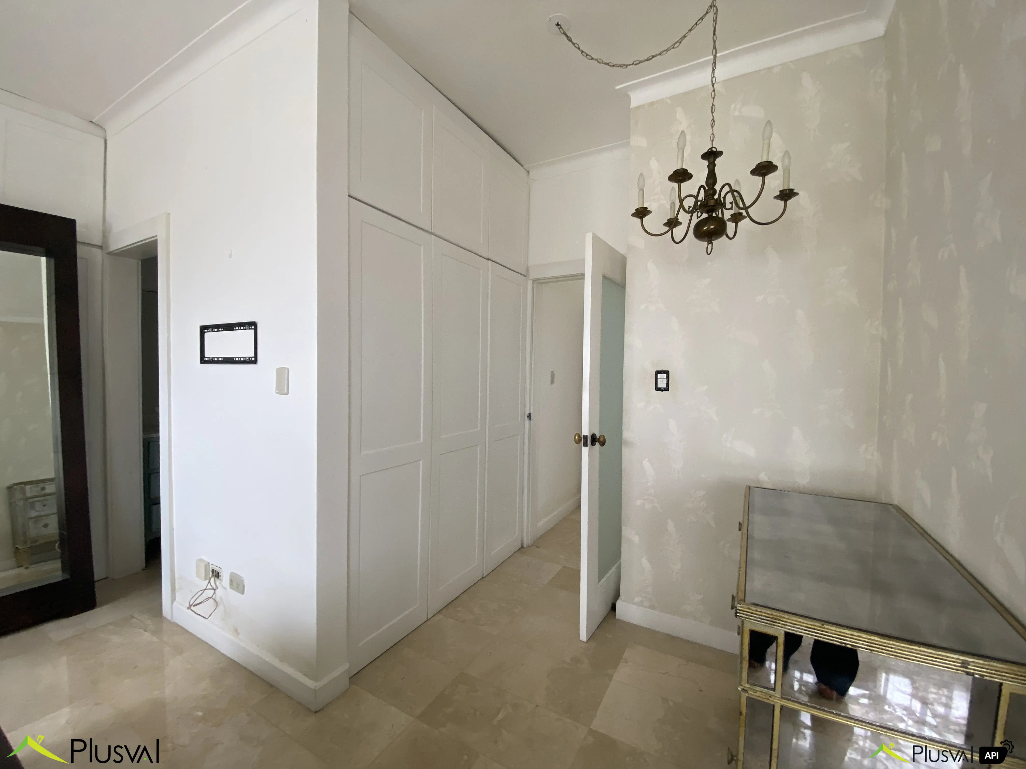 Alquilo Excelente Apartamento en Evaristo Morales 445504