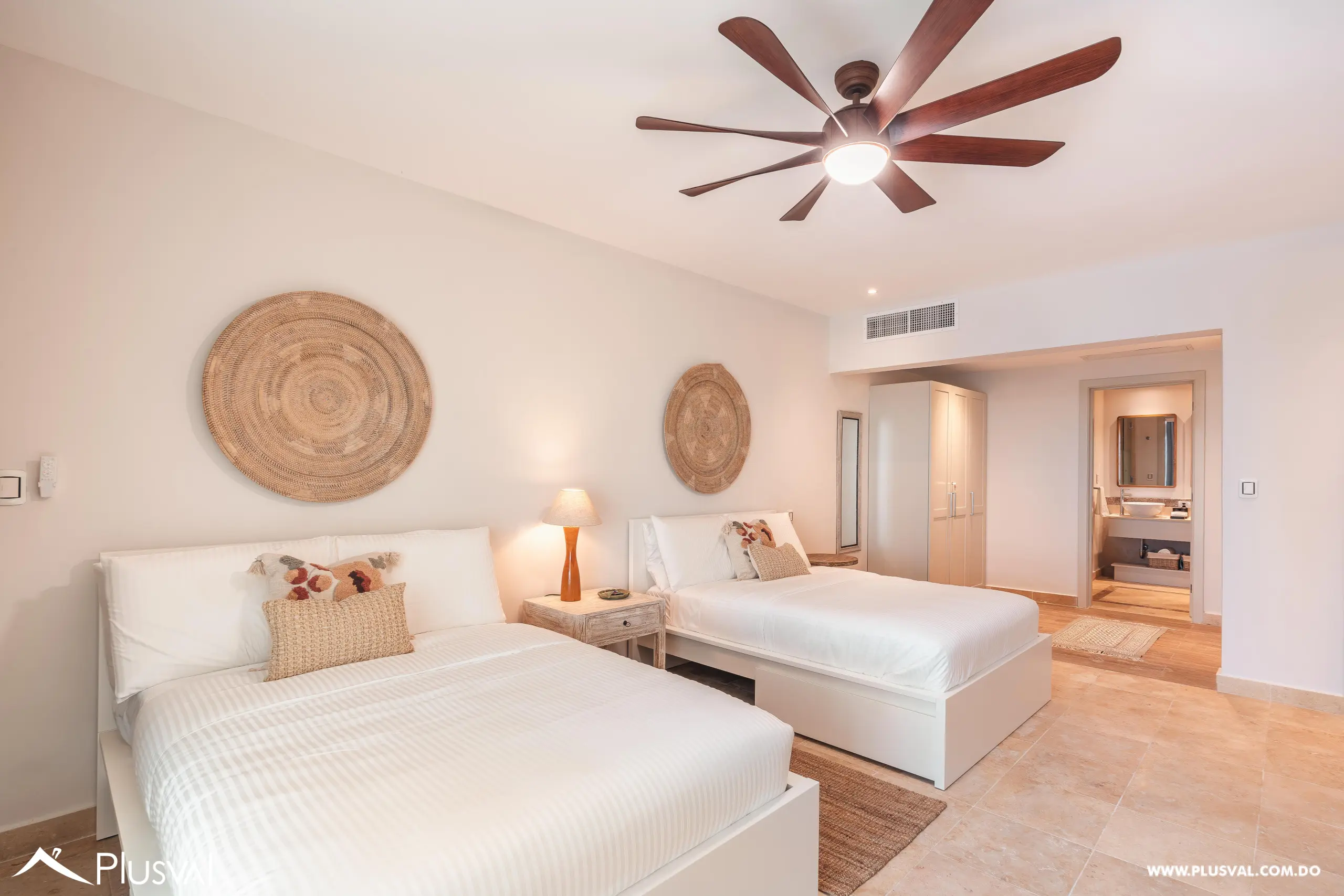 Exclusivo apartamento en Cap Cana con piscina privada y acceso directo a la playa 474375