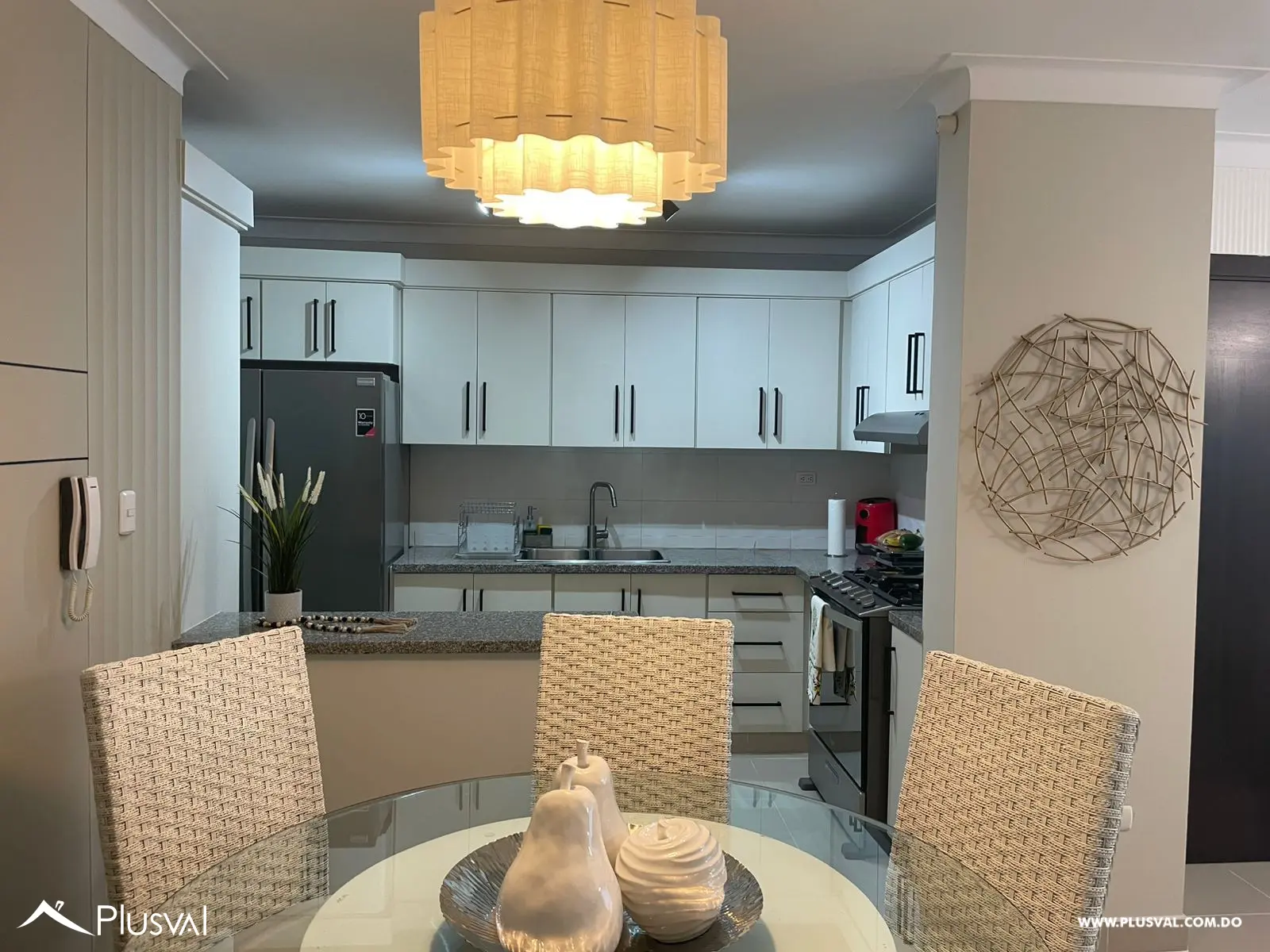 Apartamento en Segundo Nivel en Zona Céntrica de la Ciudad de Santiago 502726