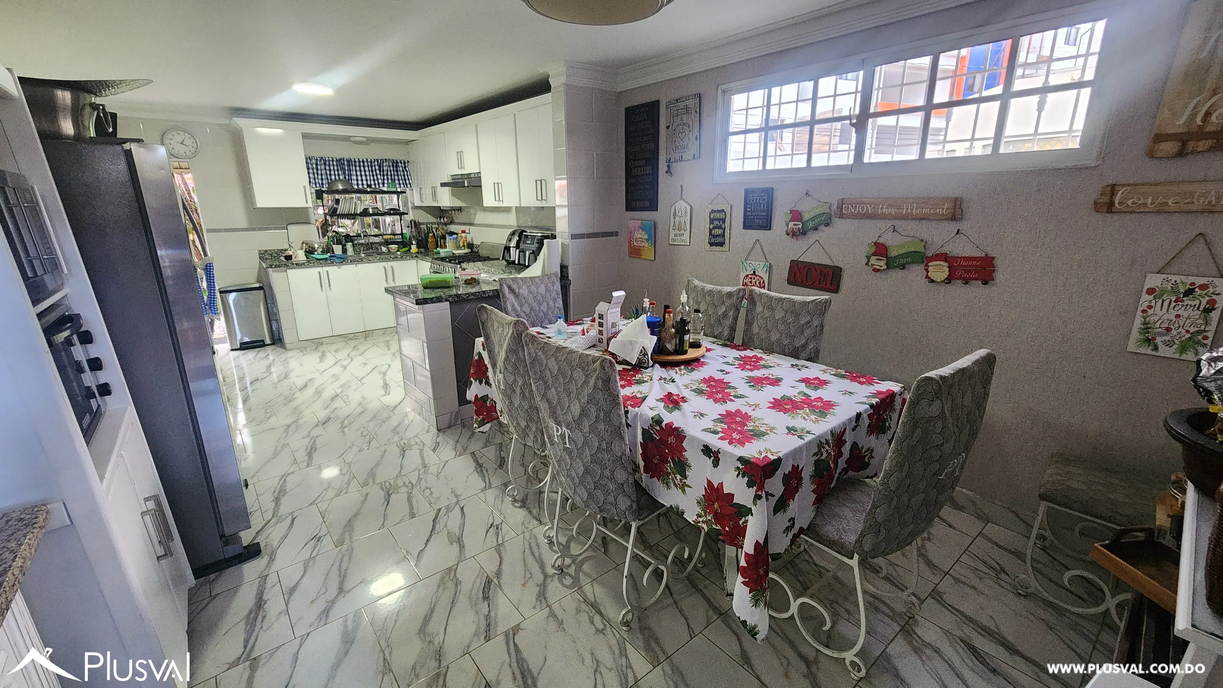 Se vende amplia casa en Los Restauradores 475463