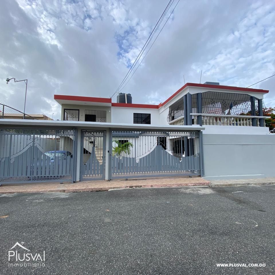 Casa con dos viviendas cada unas con tres dormitorios en Brisa Oriental SDE 412813