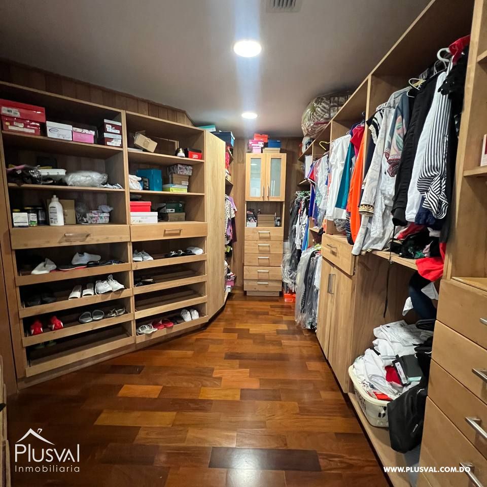 Apartamento   en Venta con una Vista Espectacular en Los Cacicazgos 344939