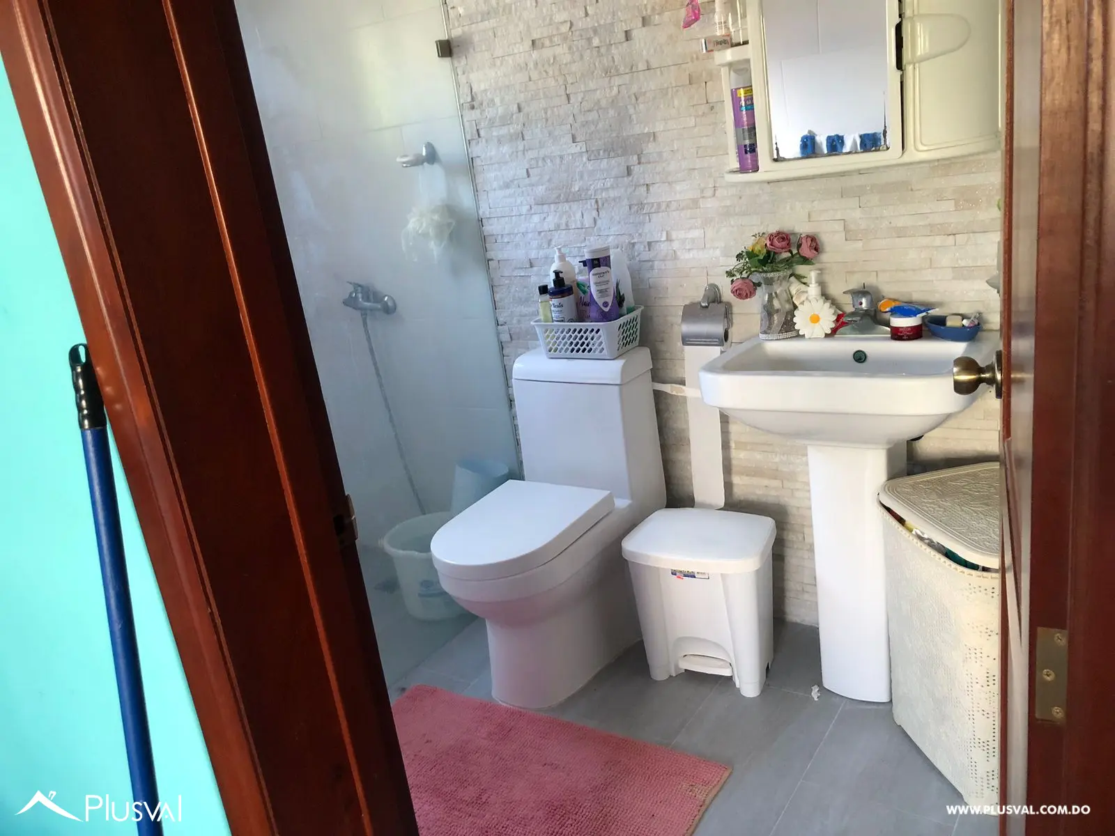 Residencia familiar en venta en Los Hidalgos, Km 14 Autopista Duarte 474524