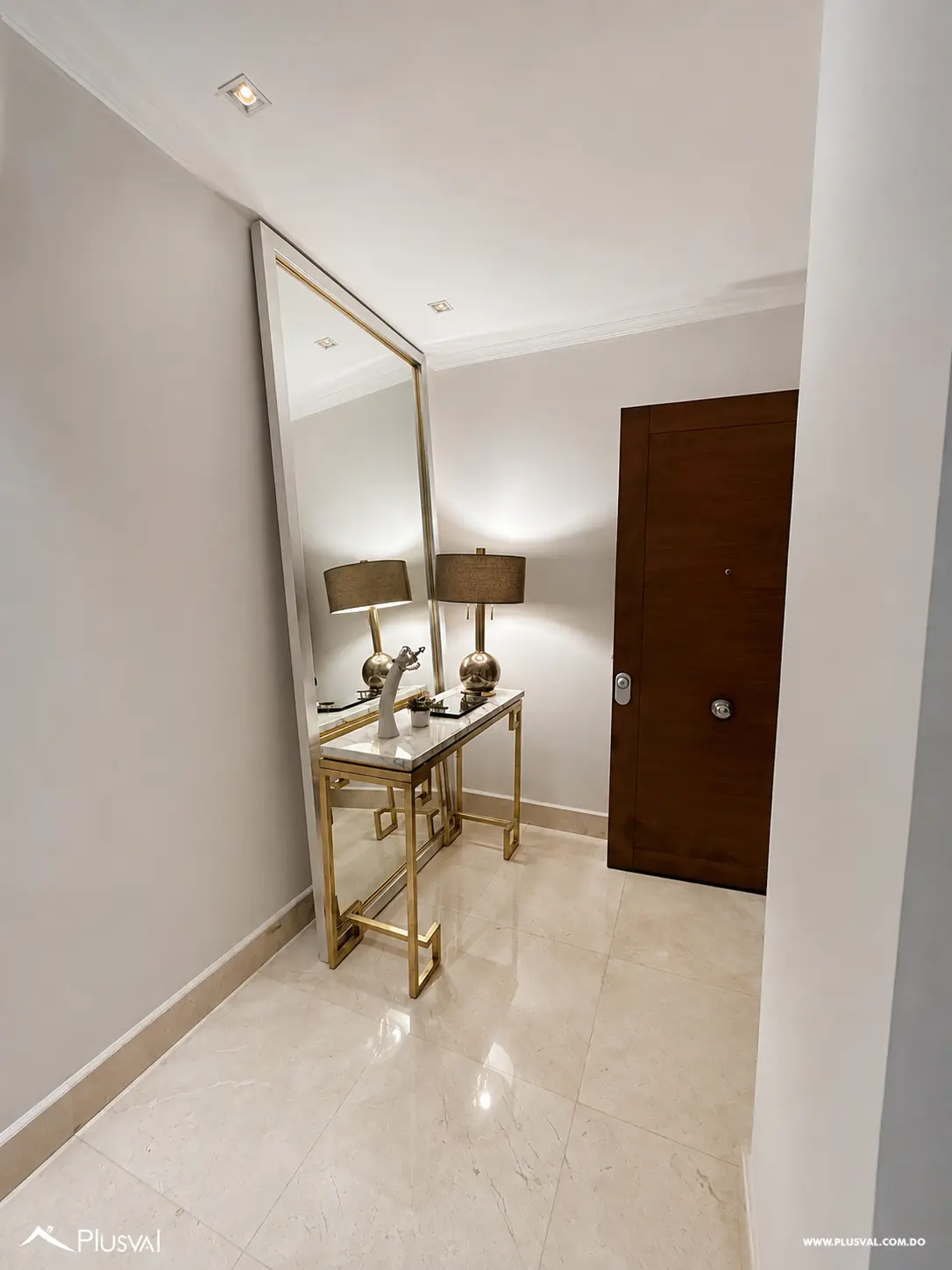 Apartamento con terraza 526277
