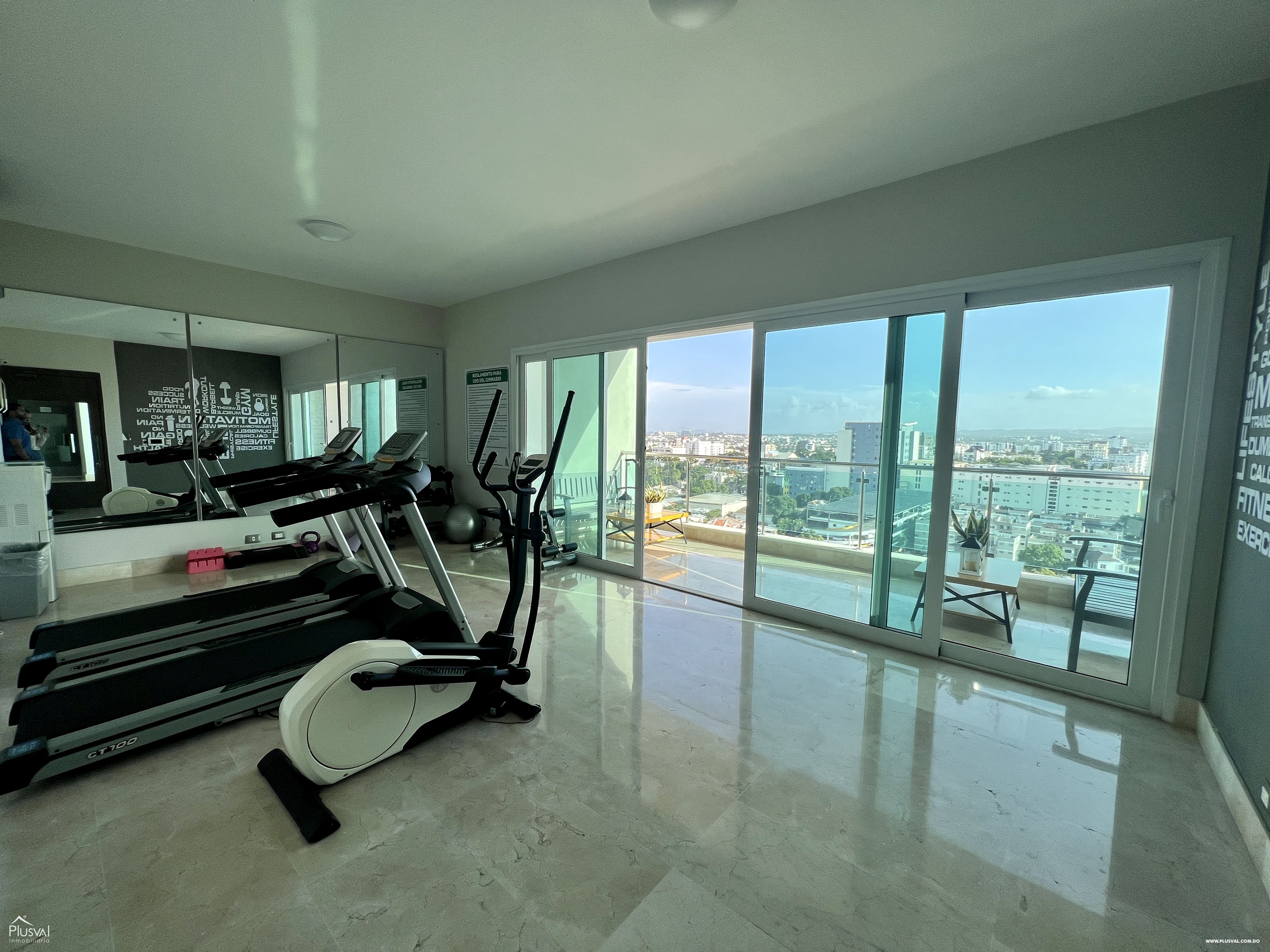 Impresionante  y Amplio Apartamento en Venta en Zona Exclusiva de Santiago. 238827